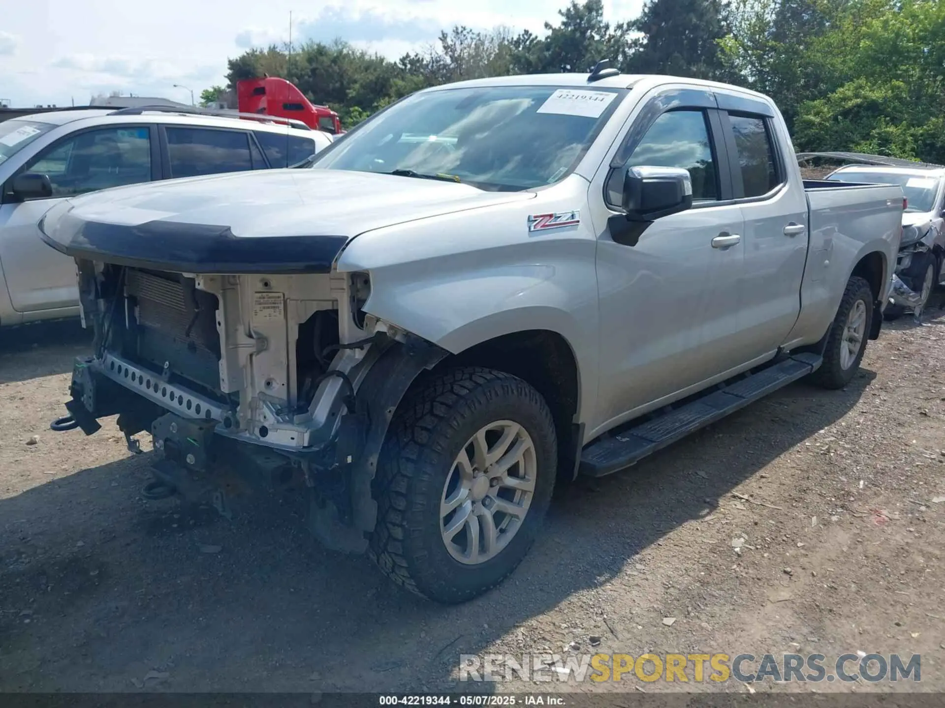 2 fotografías del automóvil dañado 1GCRYDED6KZ354204 CHEVROLET SILVERADO 1500 2019