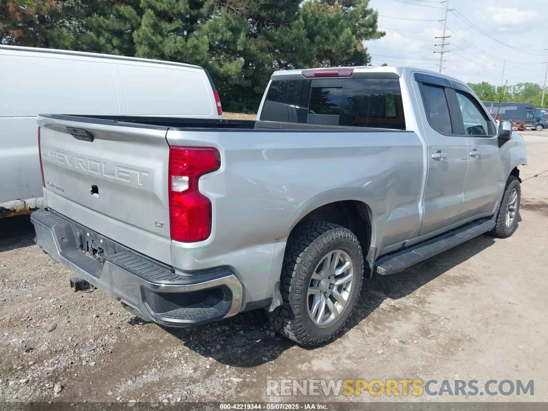 4 fotografías del automóvil dañado 1GCRYDED6KZ354204 CHEVROLET SILVERADO 1500 2019