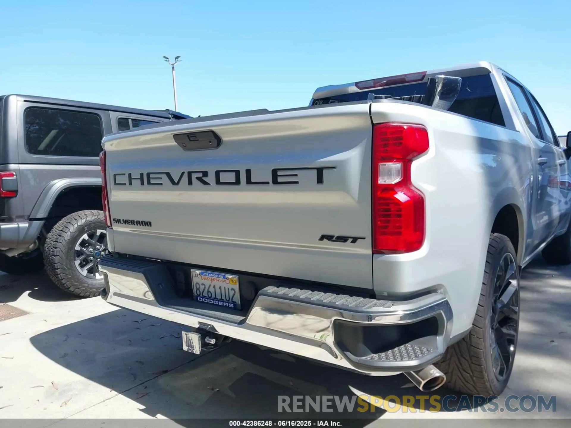 16 fotografías del automóvil dañado 1GCUWCED6KZ173369 CHEVROLET SILVERADO 1500 2019