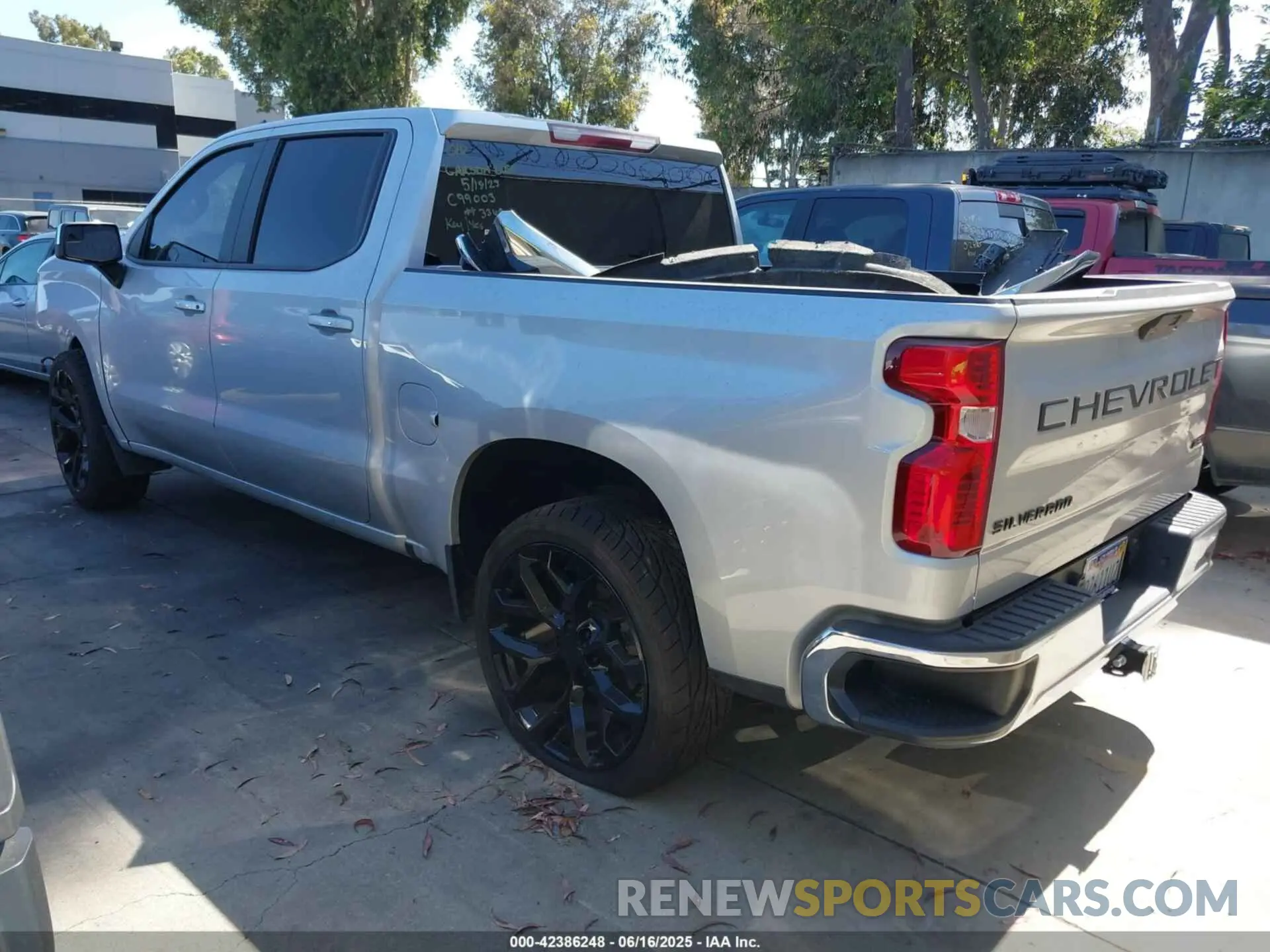 3 fotografías del automóvil dañado 1GCUWCED6KZ173369 CHEVROLET SILVERADO 1500 2019
