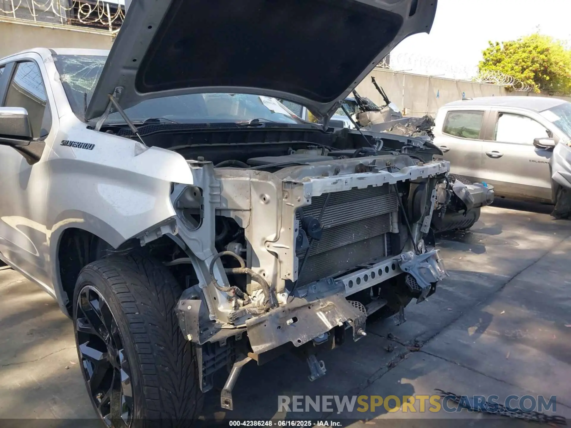 6 fotografías del automóvil dañado 1GCUWCED6KZ173369 CHEVROLET SILVERADO 1500 2019