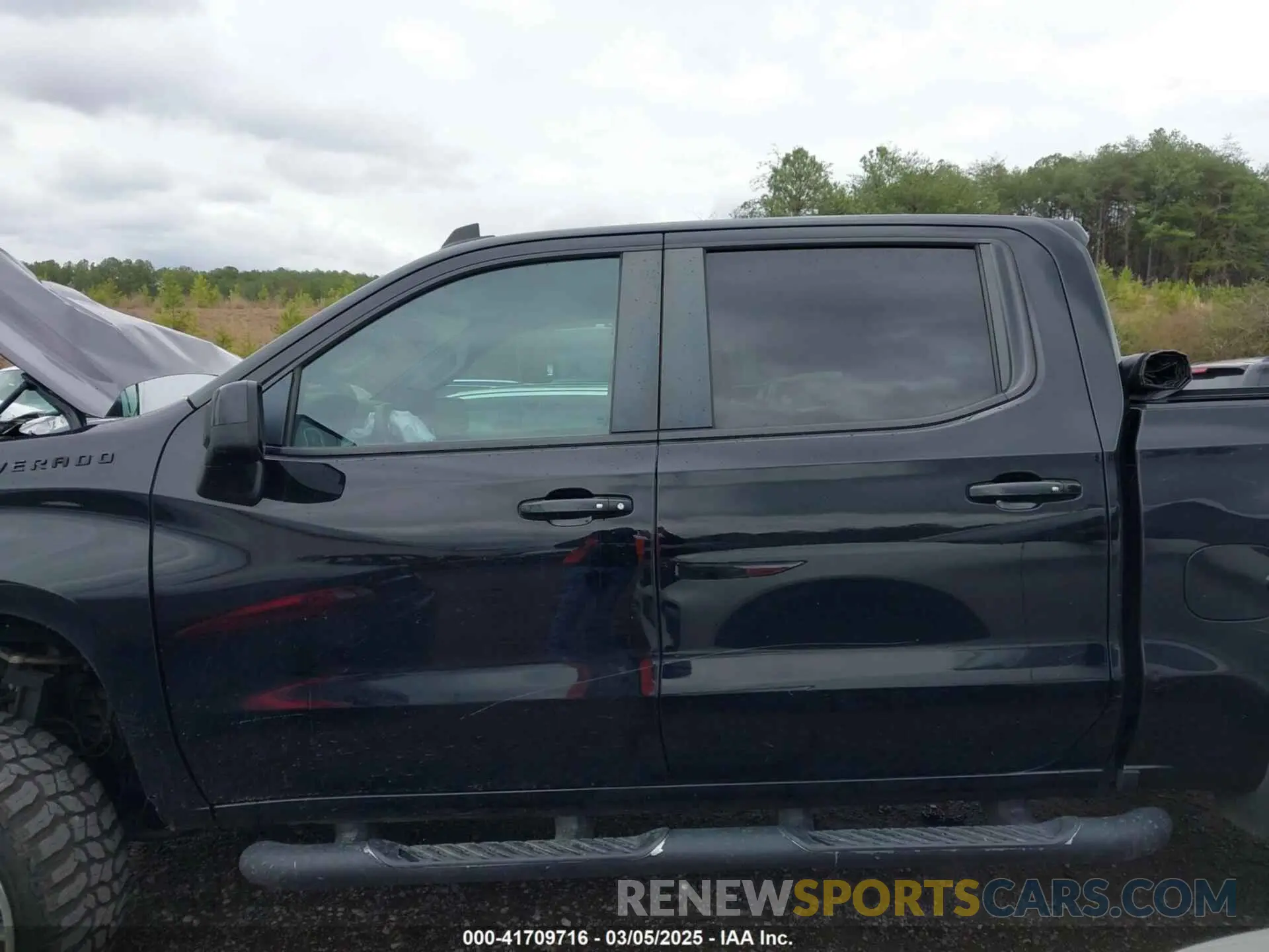 14 fotografías del automóvil dañado 1GCUWDED4KZ179094 CHEVROLET SILVERADO 1500 2019