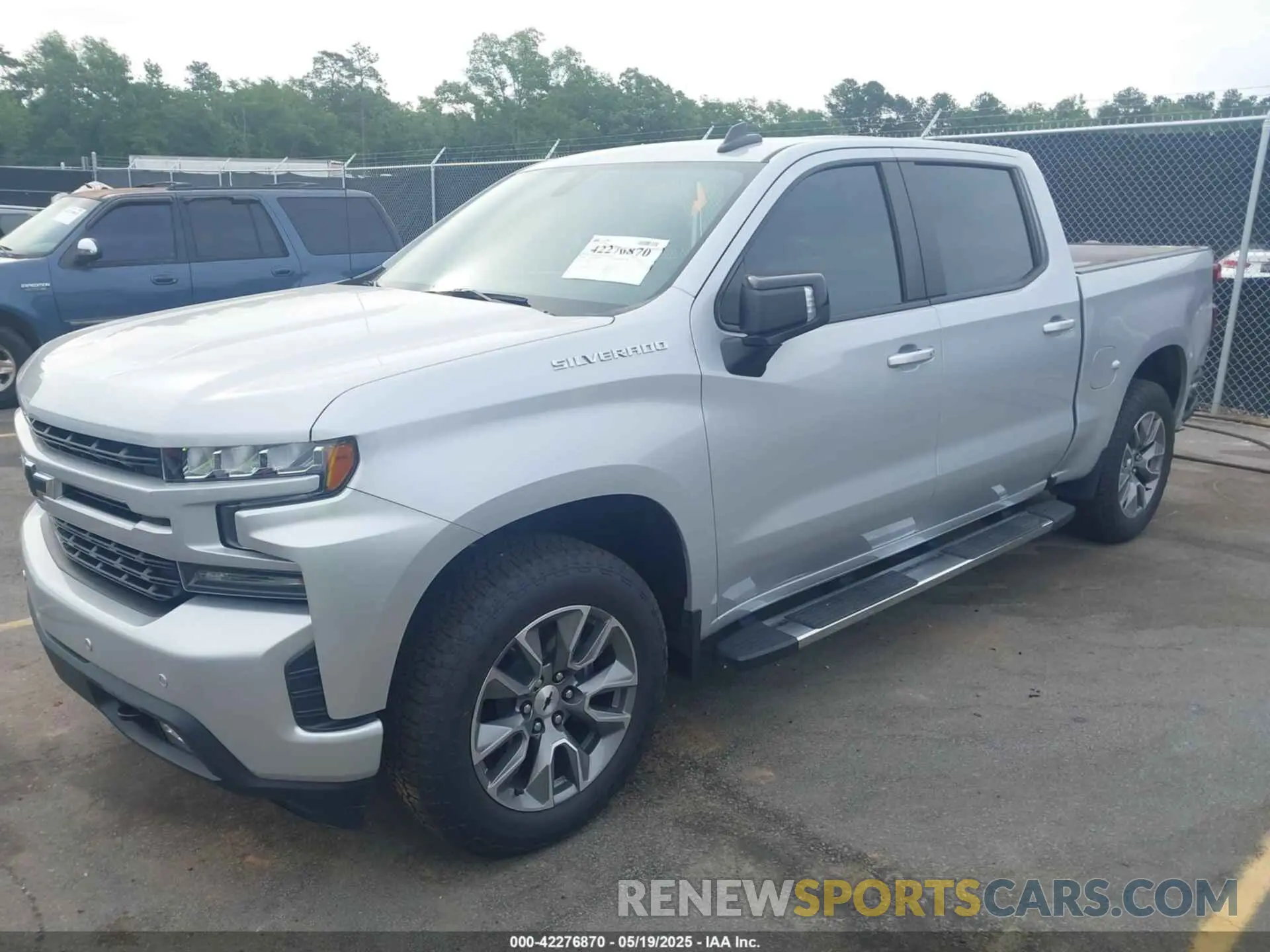 2 fotografías del automóvil dañado 1GCUWDED8KZ112529 CHEVROLET SILVERADO 1500 2019