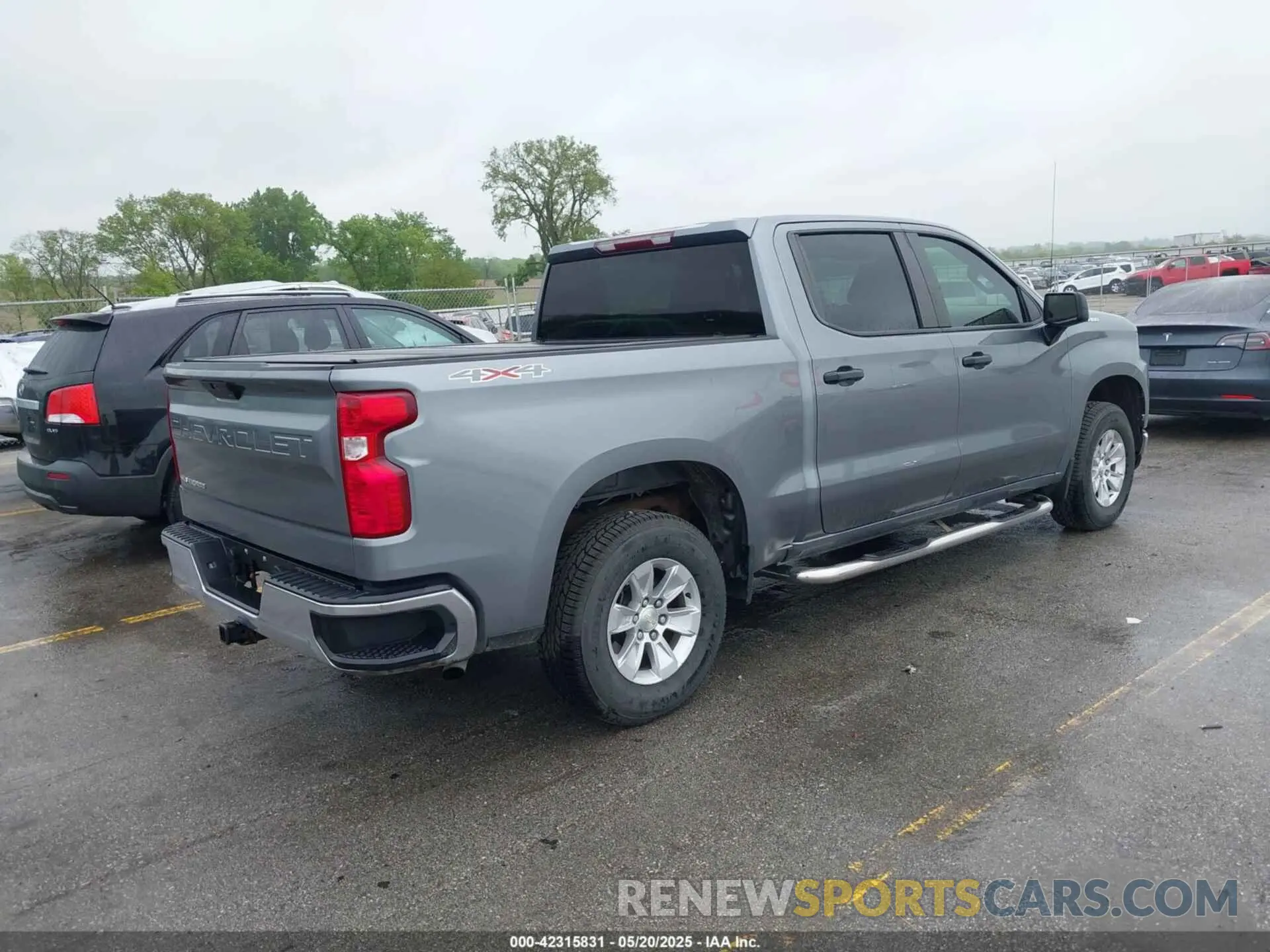 4 fotografías del automóvil dañado 1GCUYAEF3KZ323471 CHEVROLET SILVERADO 1500 2019
