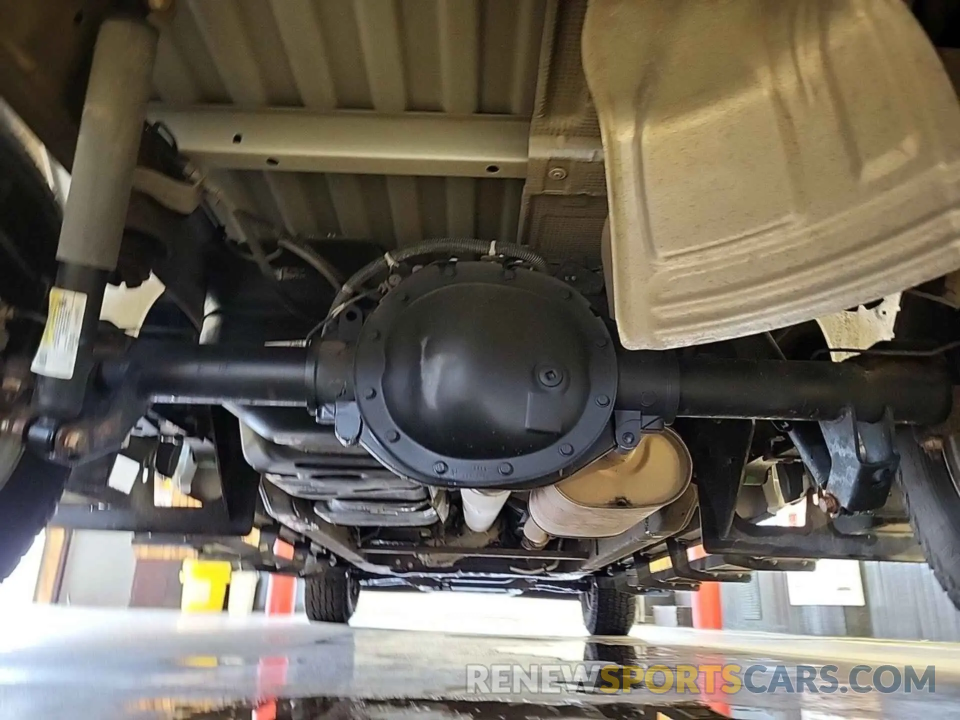 30 fotografías del automóvil dañado 1GCUYAEF6KZ350972 CHEVROLET SILVERADO 1500 2019