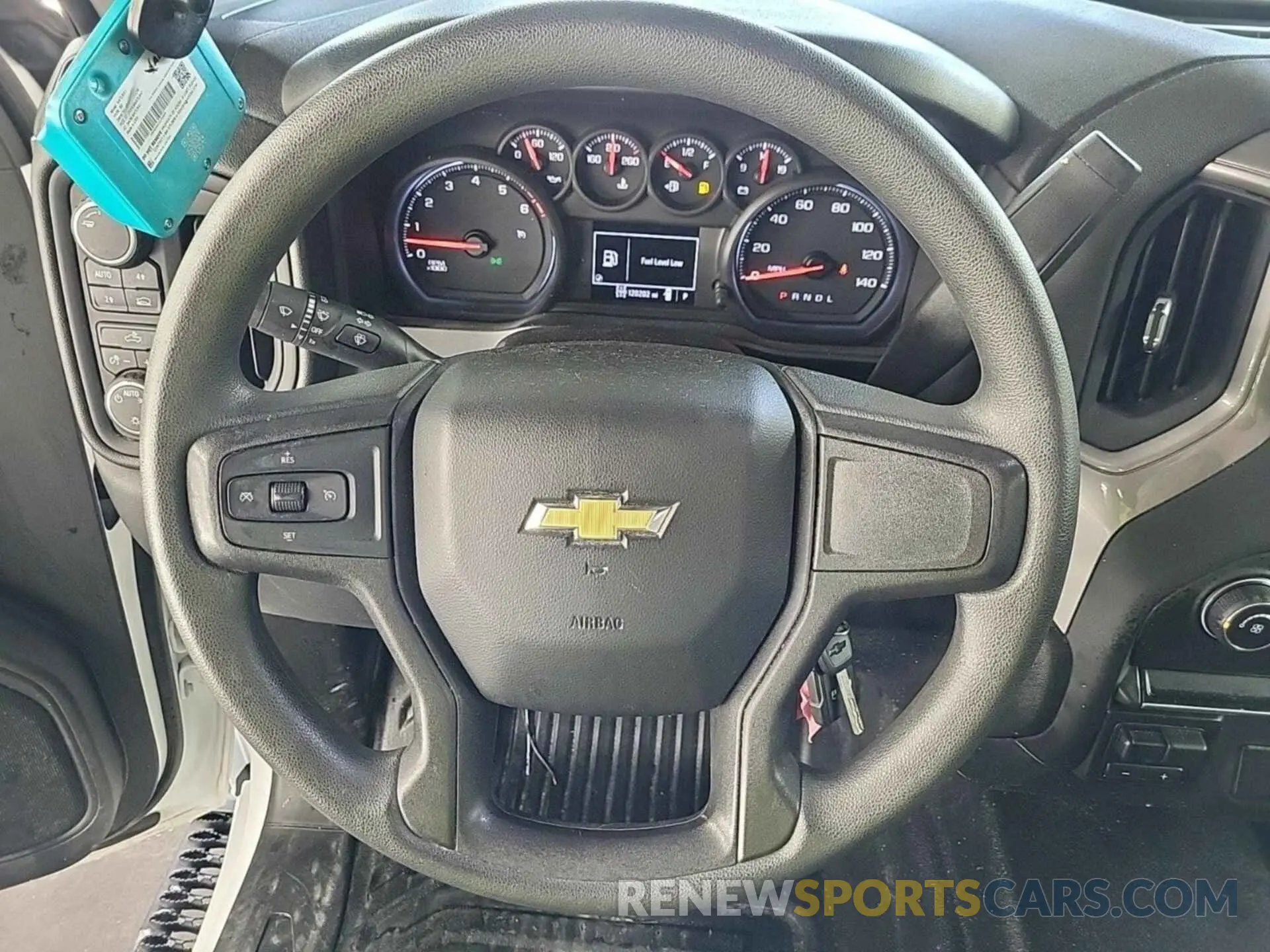 34 fotografías del automóvil dañado 1GCUYAEF6KZ350972 CHEVROLET SILVERADO 1500 2019