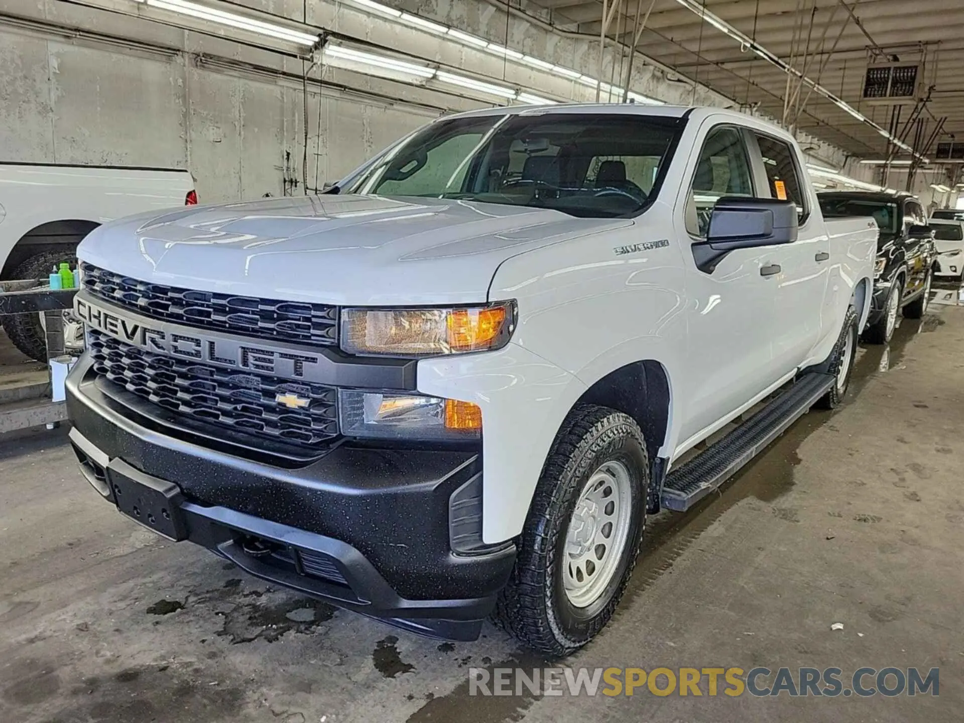50 fotografías del automóvil dañado 1GCUYAEF6KZ350972 CHEVROLET SILVERADO 1500 2019