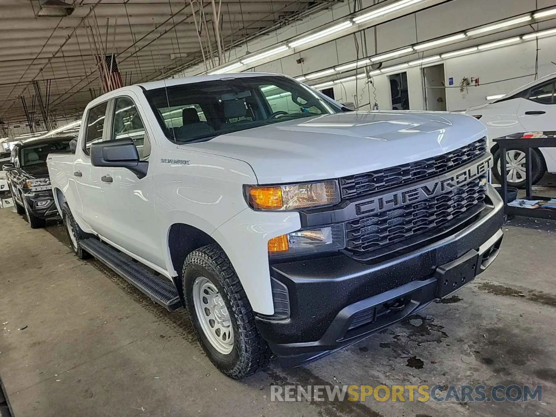 52 fotografías del automóvil dañado 1GCUYAEF6KZ350972 CHEVROLET SILVERADO 1500 2019