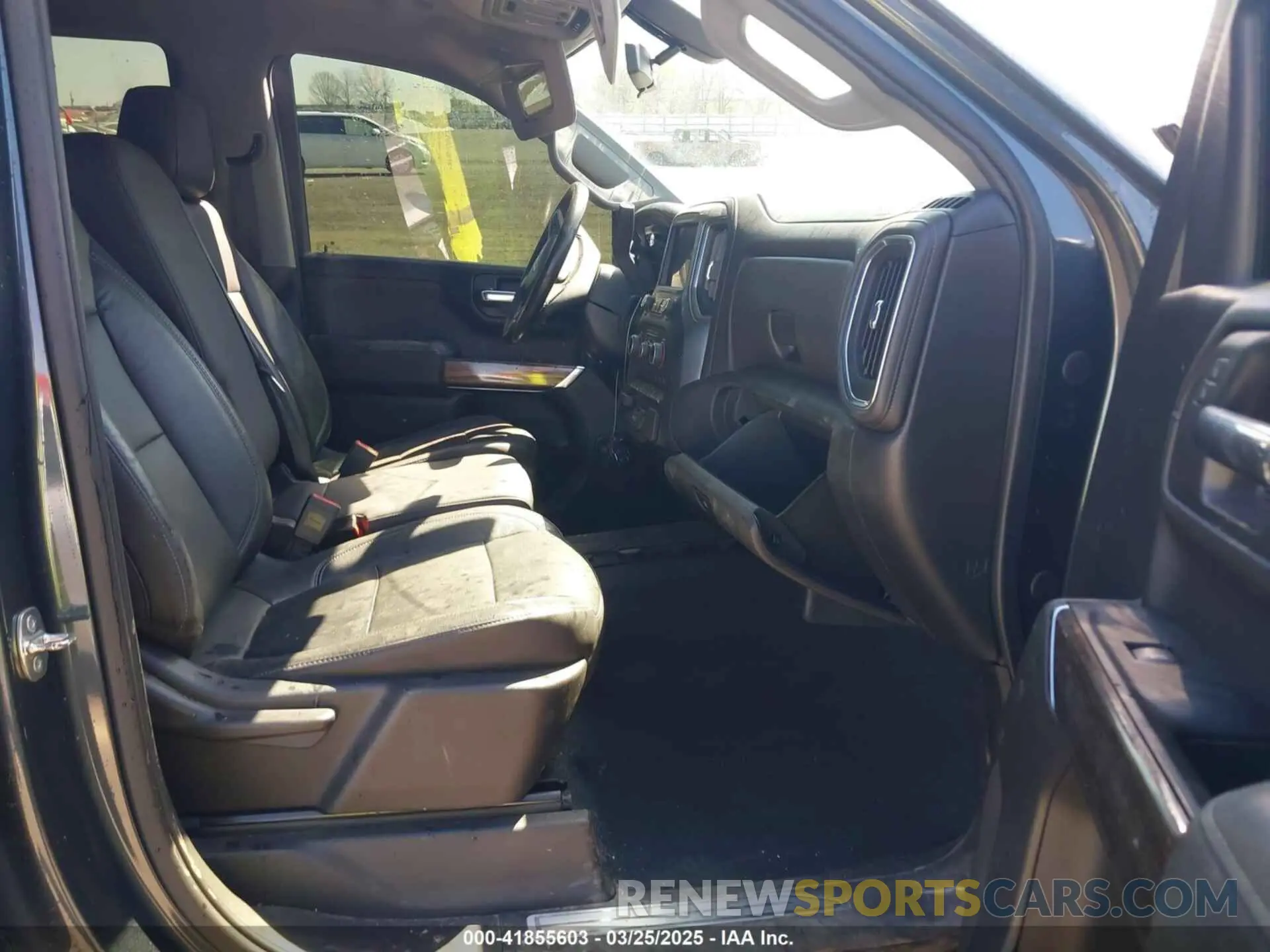5 fotografías del automóvil dañado 1GCUYDED0KZ415444 CHEVROLET SILVERADO 1500 2019