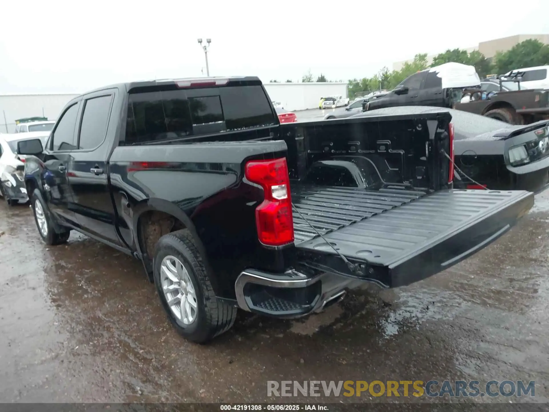 3 fotografías del automóvil dañado 1GCUYDED8KZ171090 CHEVROLET SILVERADO 1500 2019