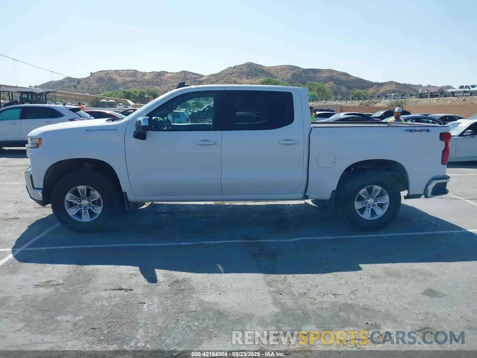 14 fotografías del automóvil dañado 1GCUYDEDXKZ209239 CHEVROLET SILVERADO 1500 2019