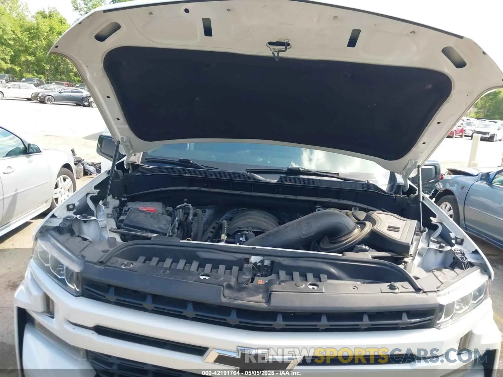 10 fotografías del automóvil dañado 1GCUYEED2KZ264502 CHEVROLET SILVERADO 1500 2019