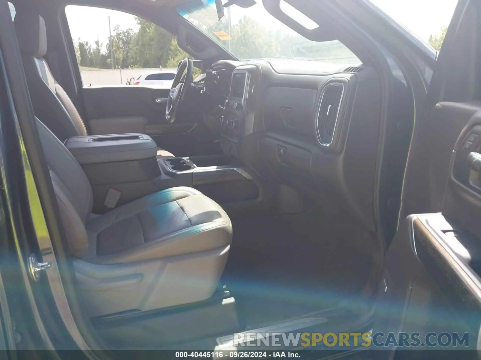 5 fotografías del automóvil dañado 1GCUYEED5KZ166046 CHEVROLET SILVERADO 1500 2019