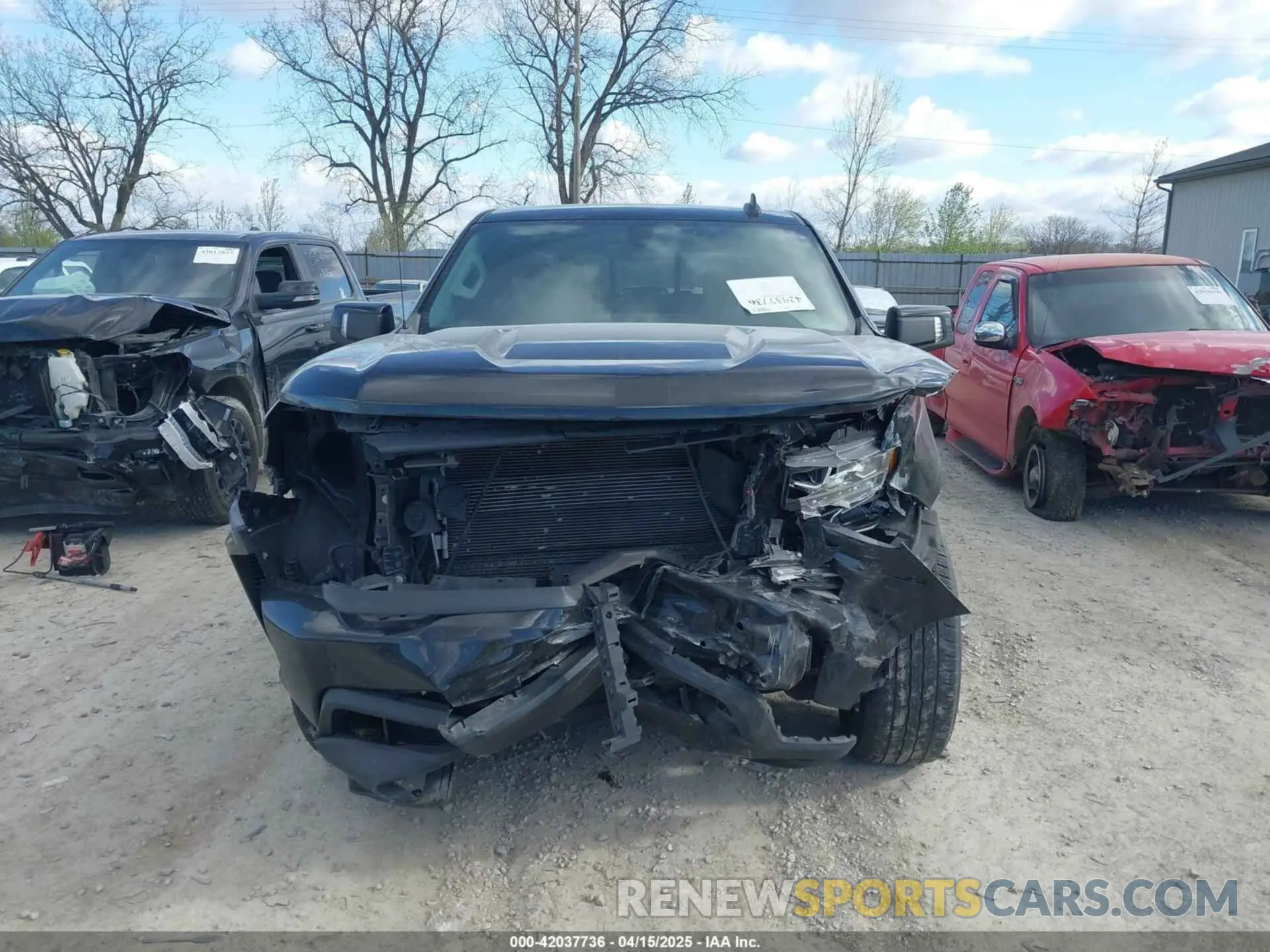 13 fotografías del automóvil dañado 1GCUYEED6KZ158151 CHEVROLET SILVERADO 1500 2019