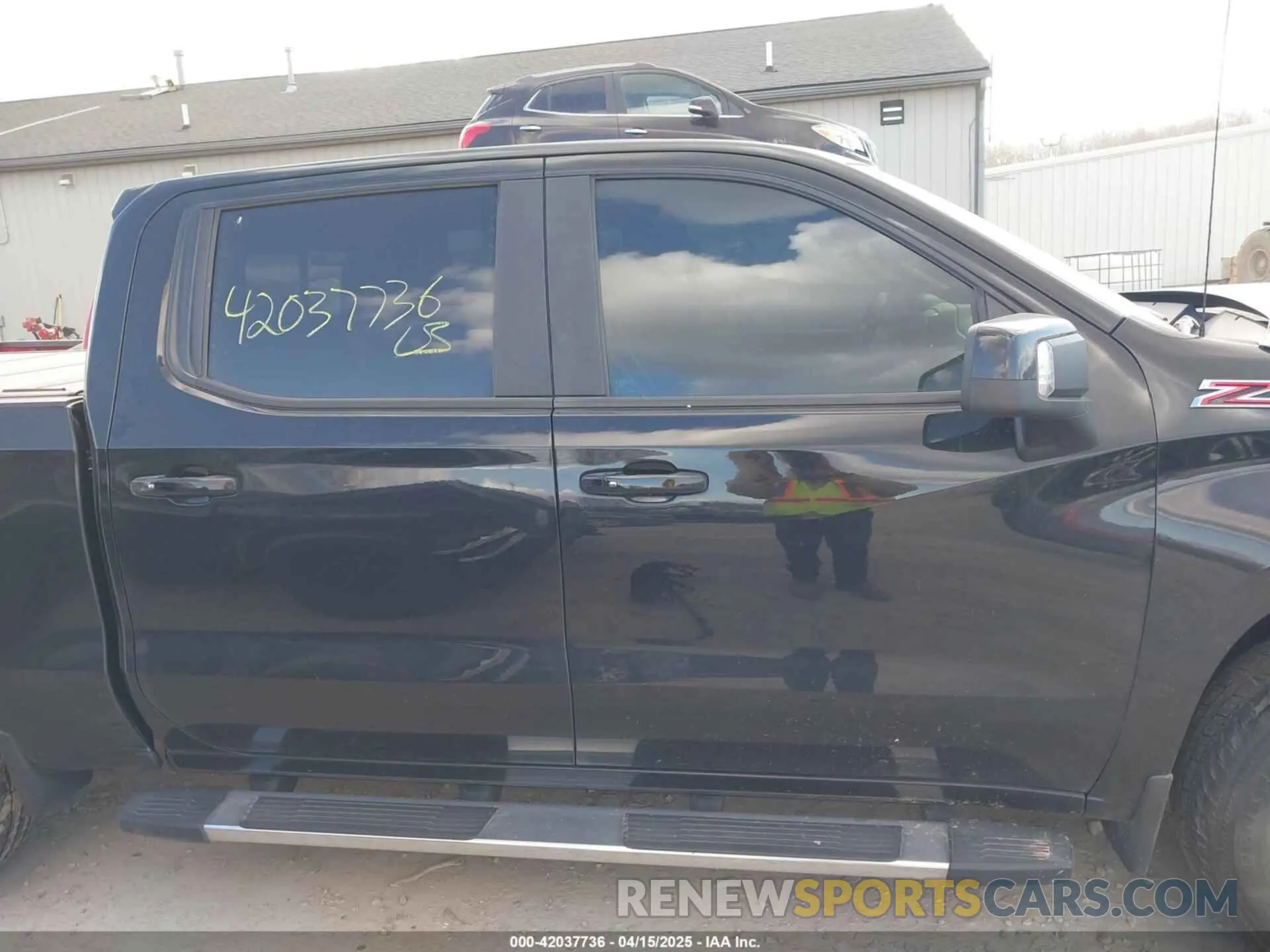 14 fotografías del automóvil dañado 1GCUYEED6KZ158151 CHEVROLET SILVERADO 1500 2019