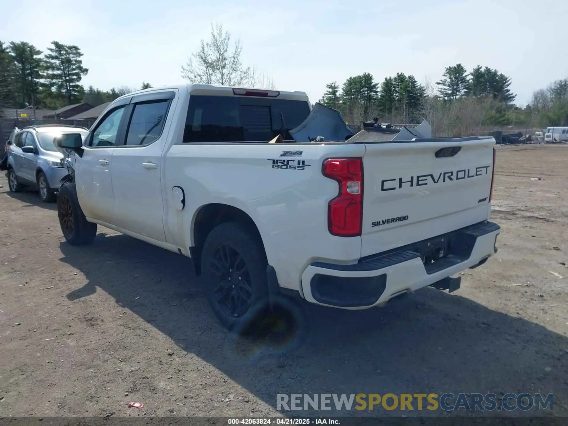 3 fotografías del automóvil dañado 1GCUYEED6KZ289810 CHEVROLET SILVERADO 1500 2019