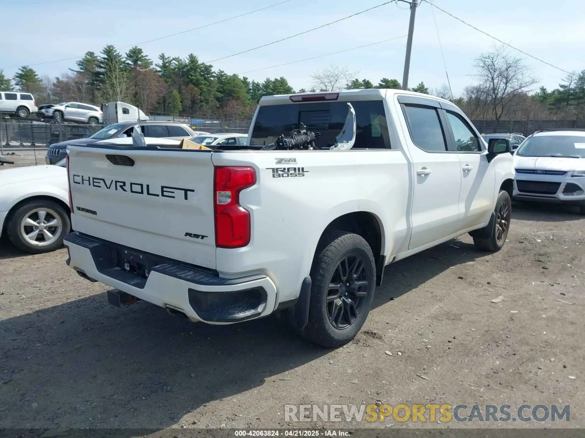 4 fotografías del automóvil dañado 1GCUYEED6KZ289810 CHEVROLET SILVERADO 1500 2019