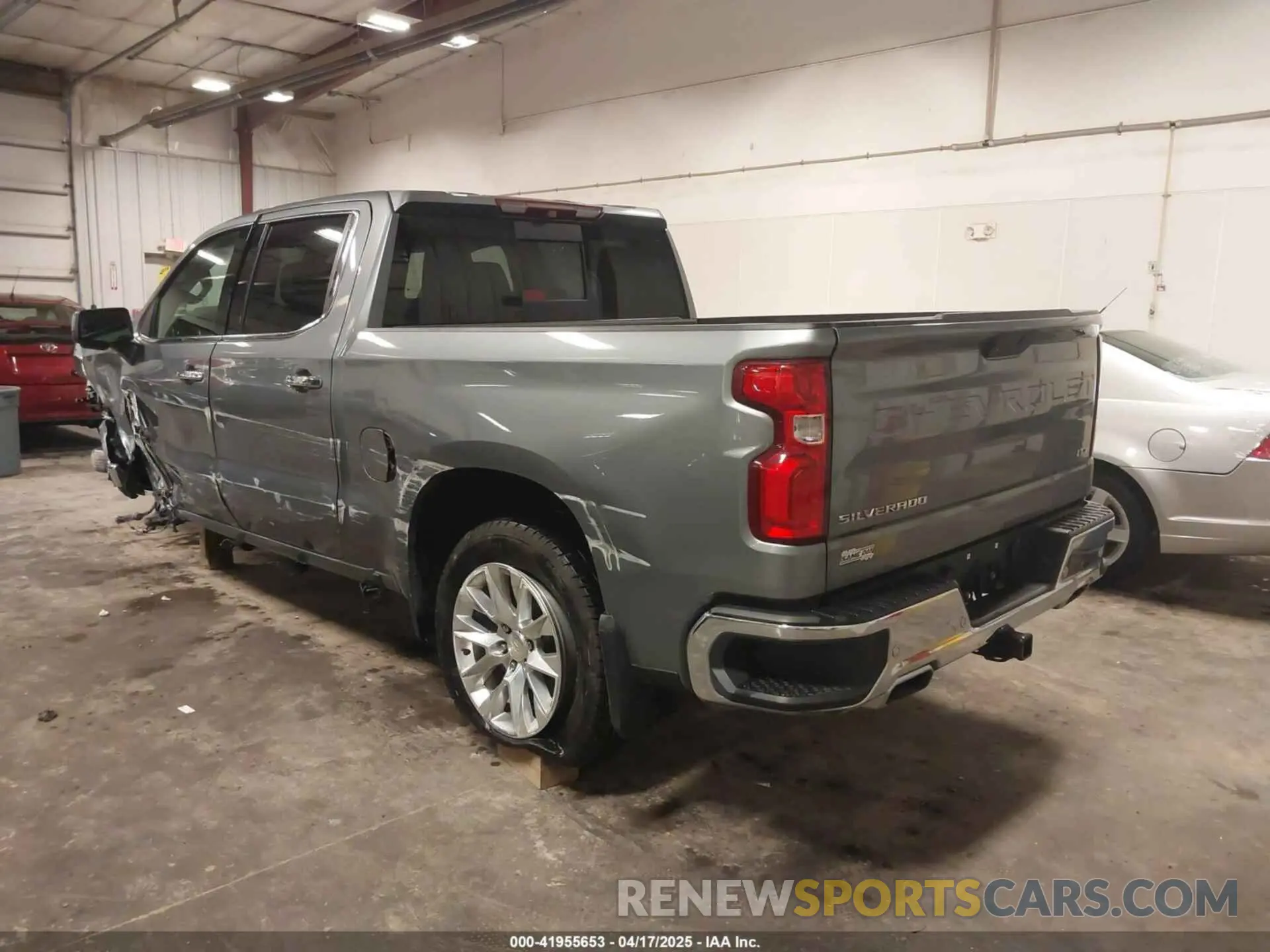 3 fotografías del automóvil dañado 1GCUYGED2KZ334639 CHEVROLET SILVERADO 1500 2019