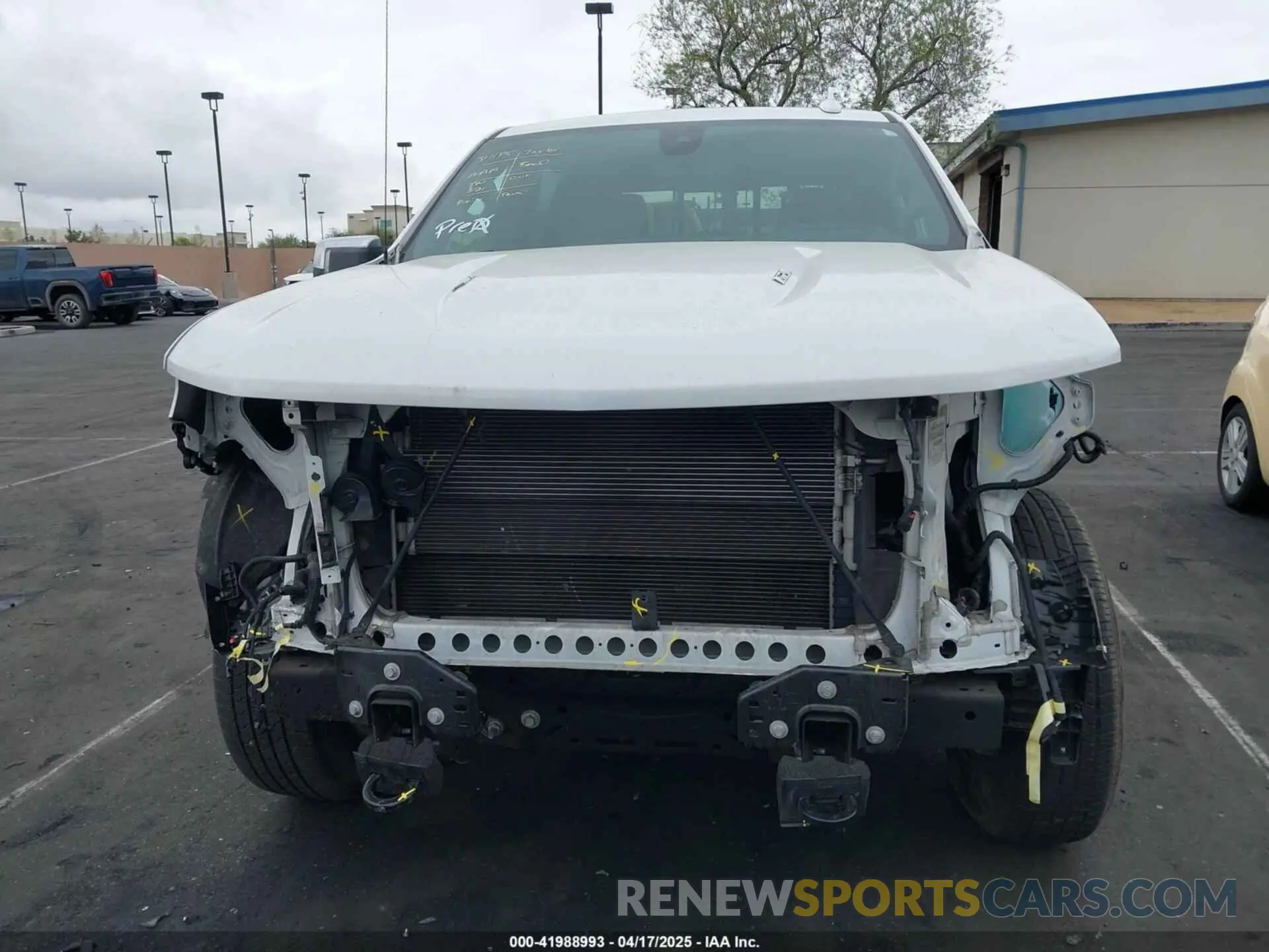13 fotografías del automóvil dañado 1GCUYGEL3KZ324466 CHEVROLET SILVERADO 1500 2019