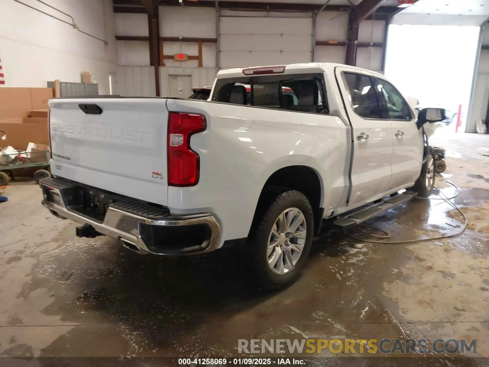 4 fotografías del automóvil dañado 1GCUYGEL4KZ109307 CHEVROLET SILVERADO 1500 2019