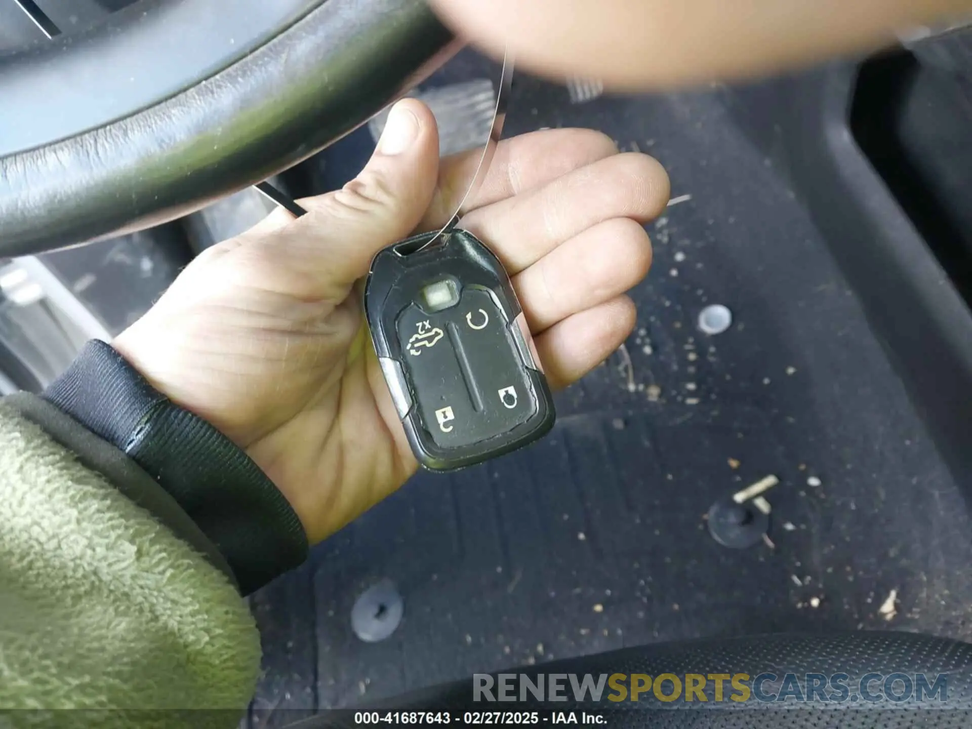 11 fotografías del automóvil dañado 1GCUYGELXKZ154980 CHEVROLET SILVERADO 1500 2019