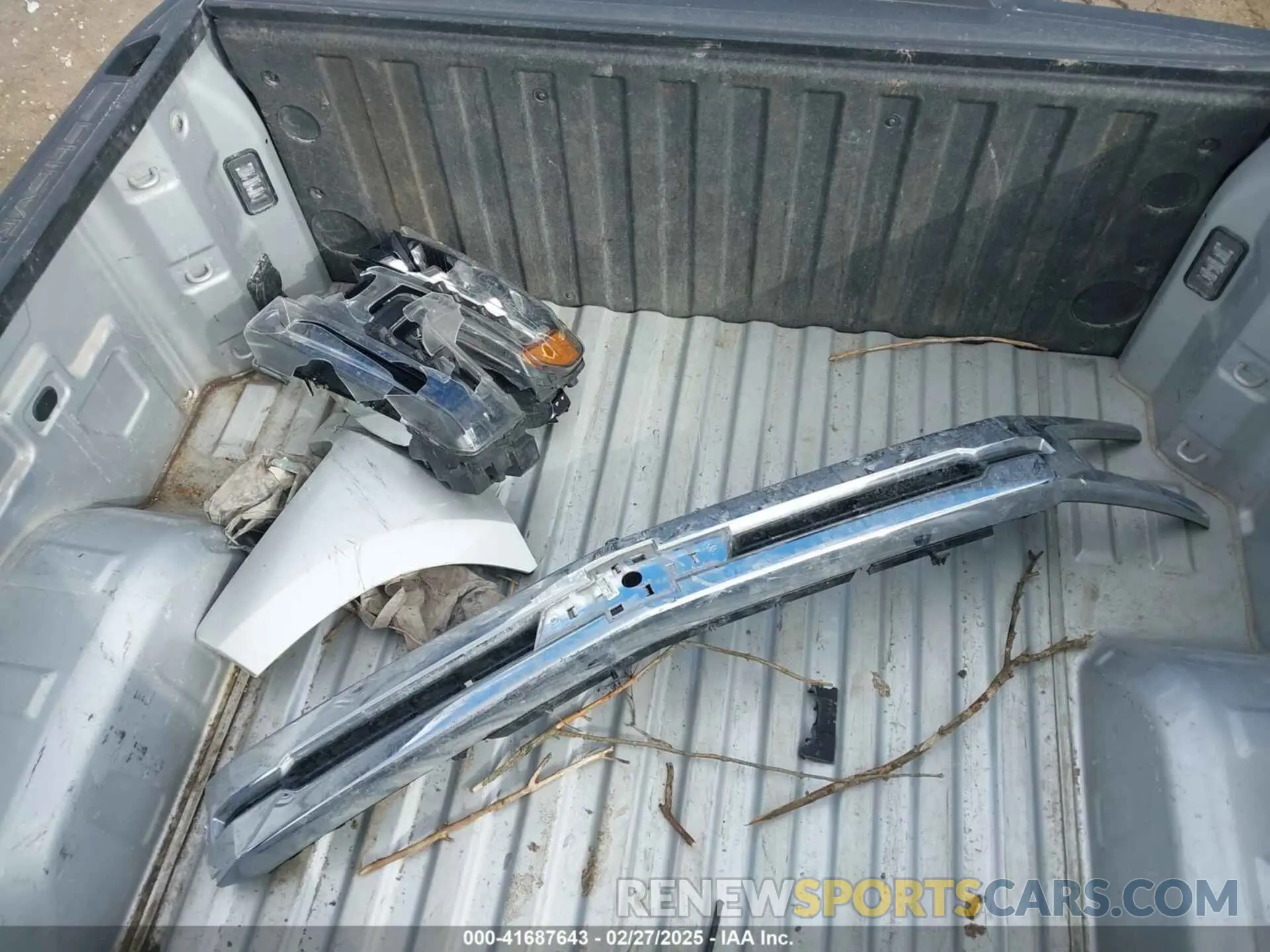 12 fotografías del automóvil dañado 1GCUYGELXKZ154980 CHEVROLET SILVERADO 1500 2019