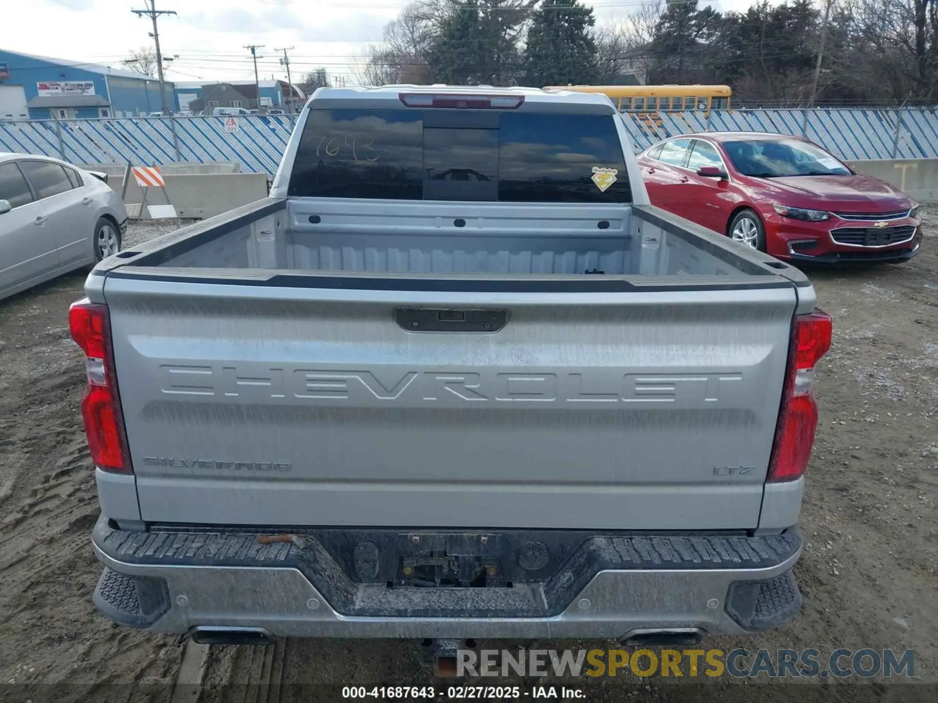 17 fotografías del automóvil dañado 1GCUYGELXKZ154980 CHEVROLET SILVERADO 1500 2019