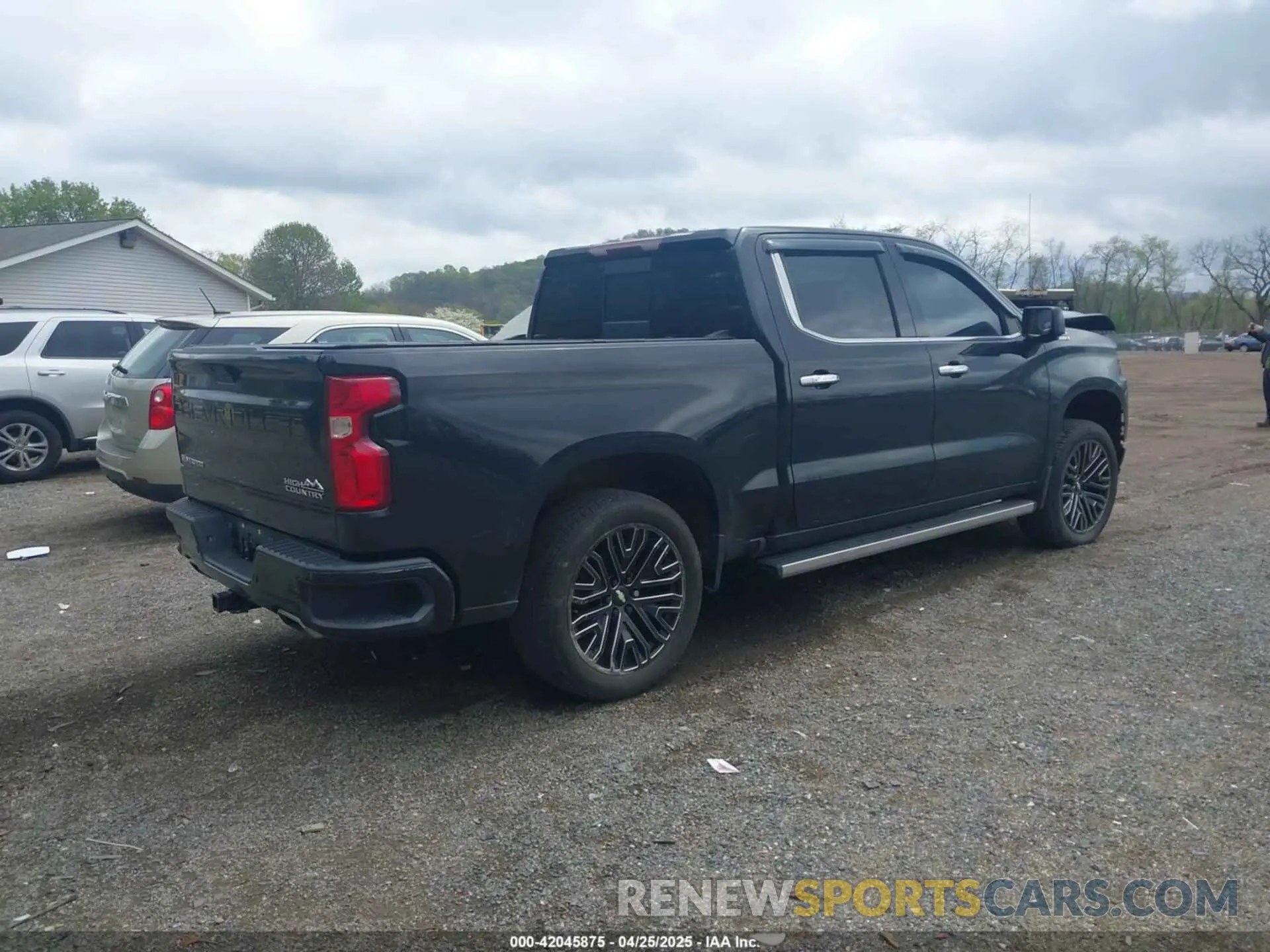 4 fotografías del automóvil dañado 1GCUYHED3KZ294836 CHEVROLET SILVERADO 1500 2019