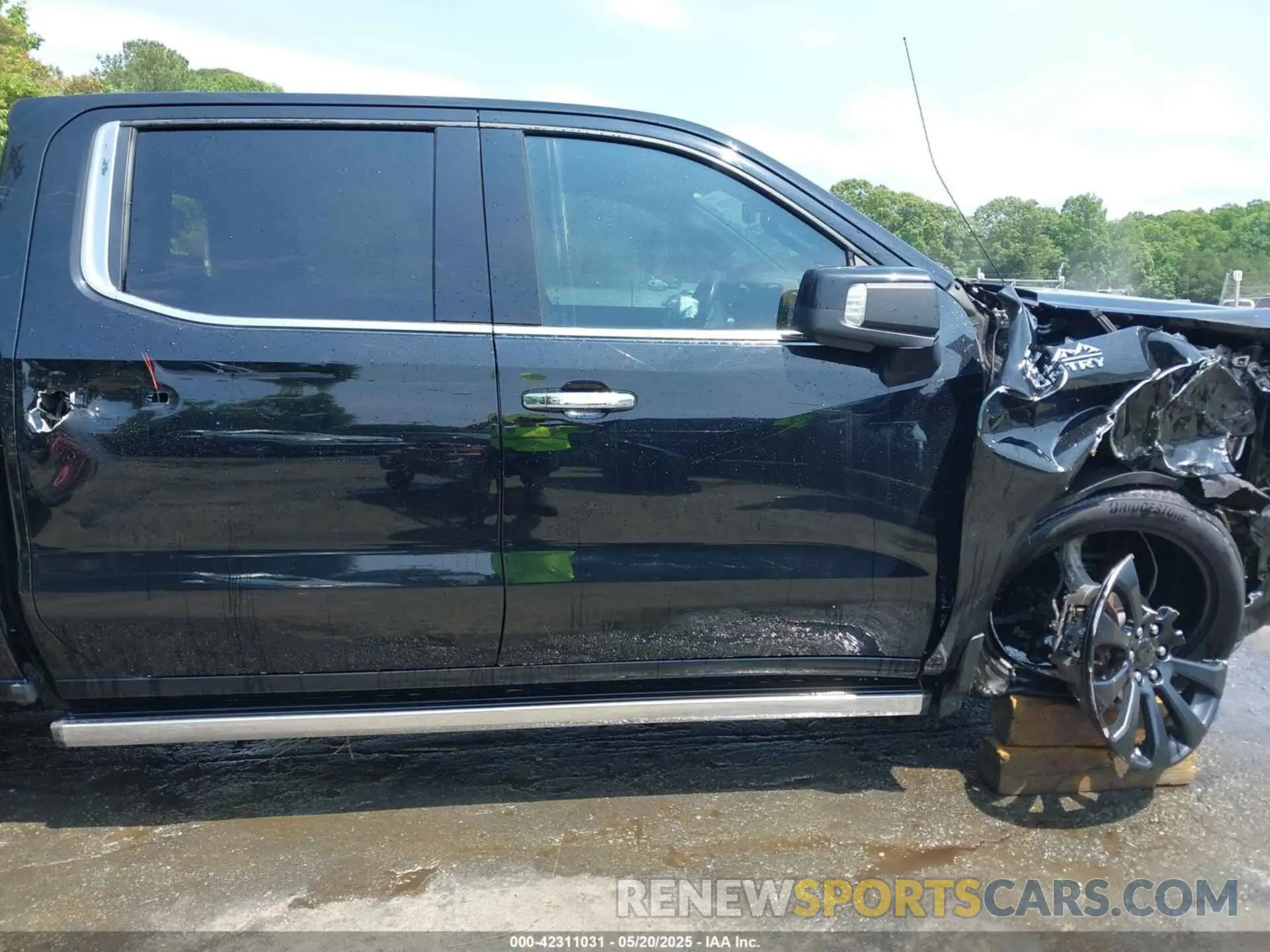12 fotografías del automóvil dañado 1GCUYHEL1KZ302309 CHEVROLET SILVERADO 1500 2019