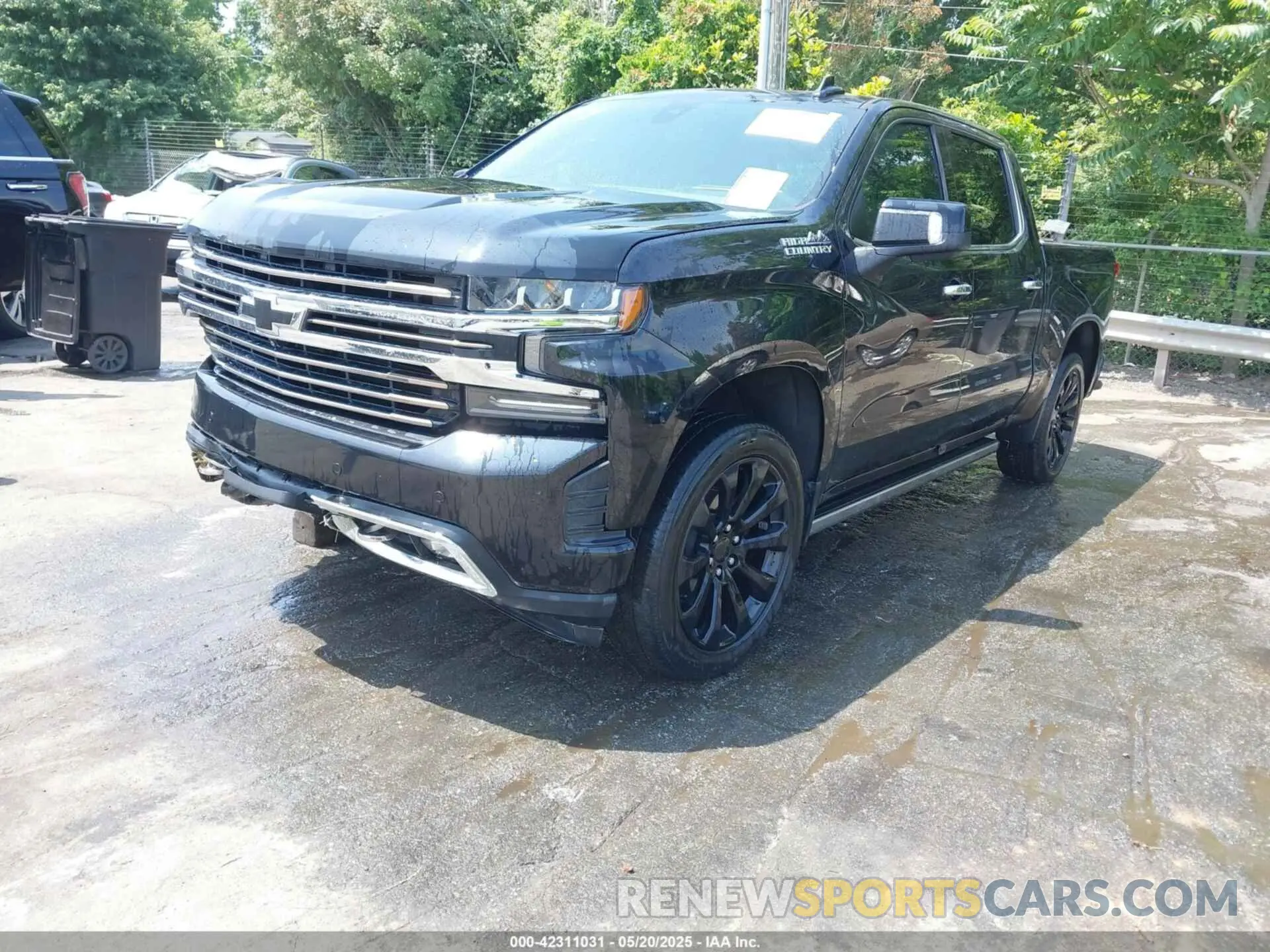 2 fotografías del automóvil dañado 1GCUYHEL1KZ302309 CHEVROLET SILVERADO 1500 2019