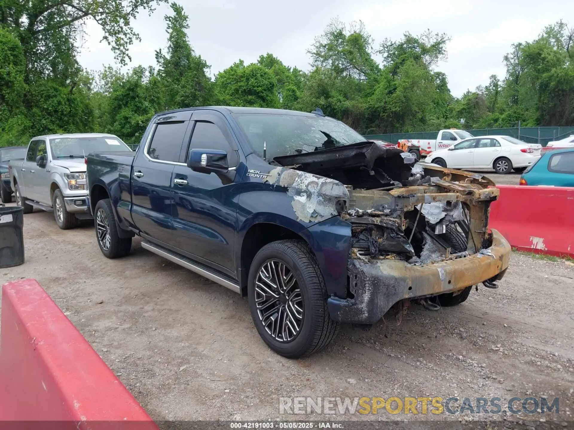 1 fotografías del automóvil dañado 1GCUYHEL4KZ241649 CHEVROLET SILVERADO 1500 2019