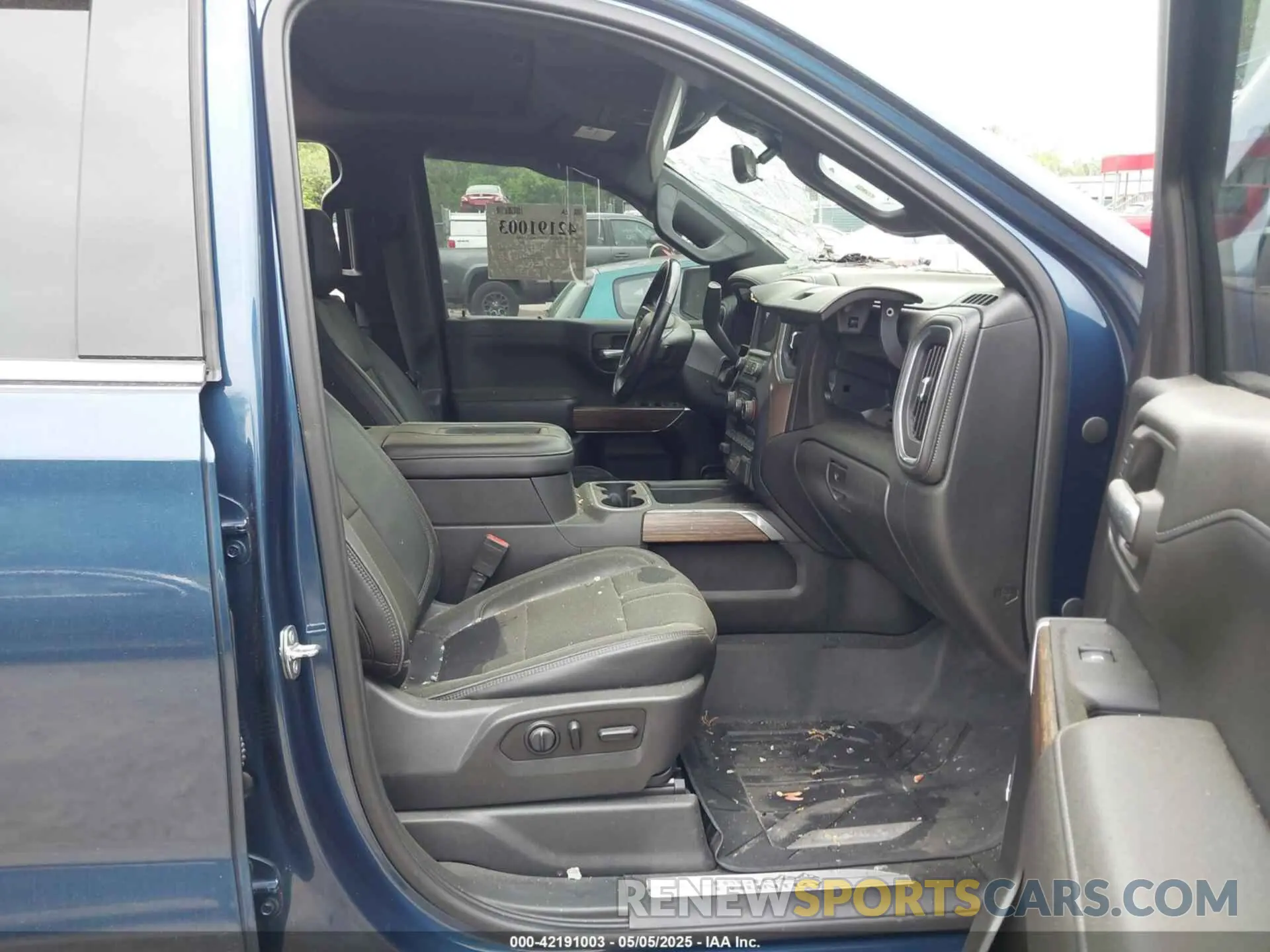 5 fotografías del automóvil dañado 1GCUYHEL4KZ241649 CHEVROLET SILVERADO 1500 2019