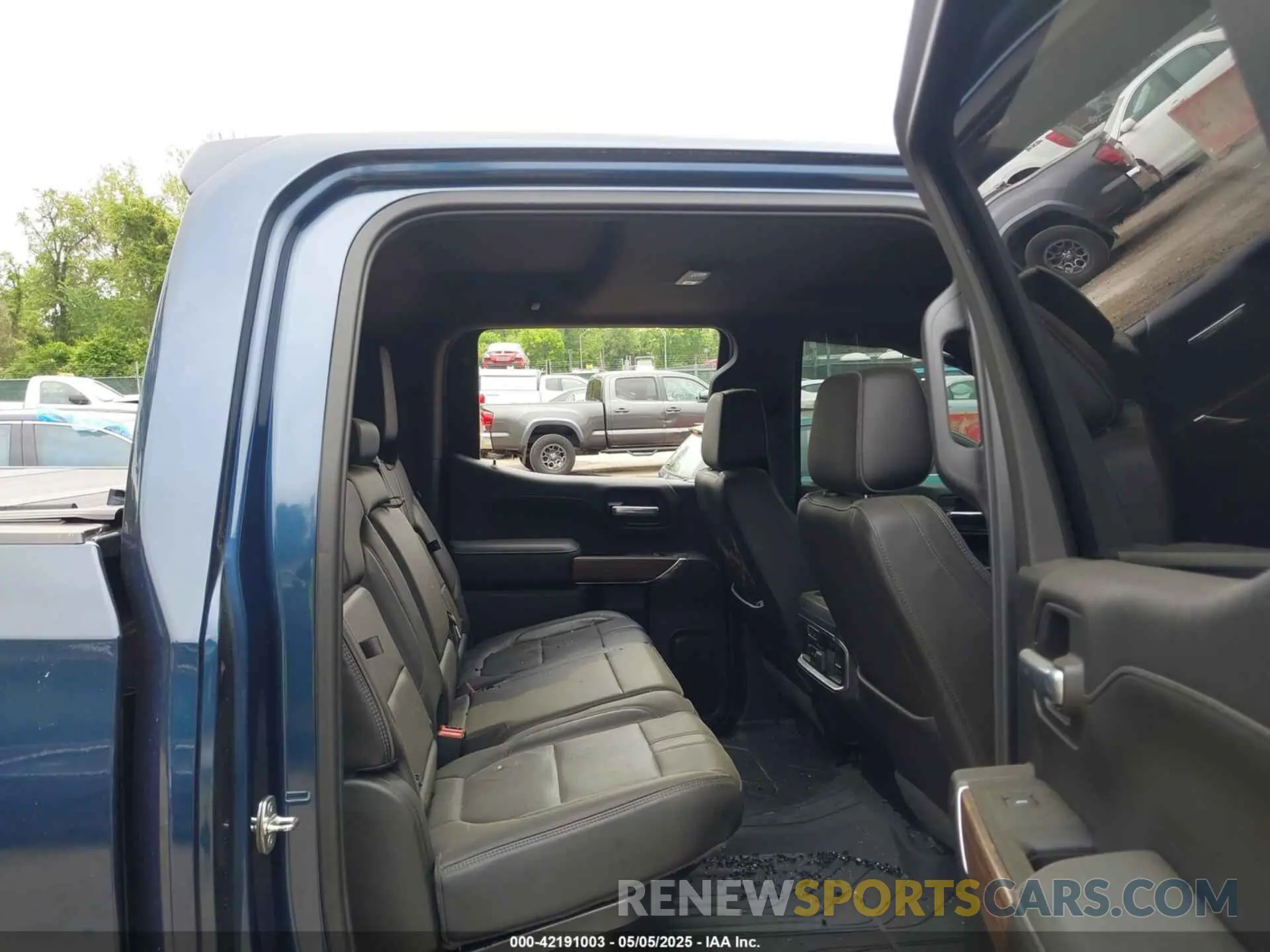 8 fotografías del automóvil dañado 1GCUYHEL4KZ241649 CHEVROLET SILVERADO 1500 2019
