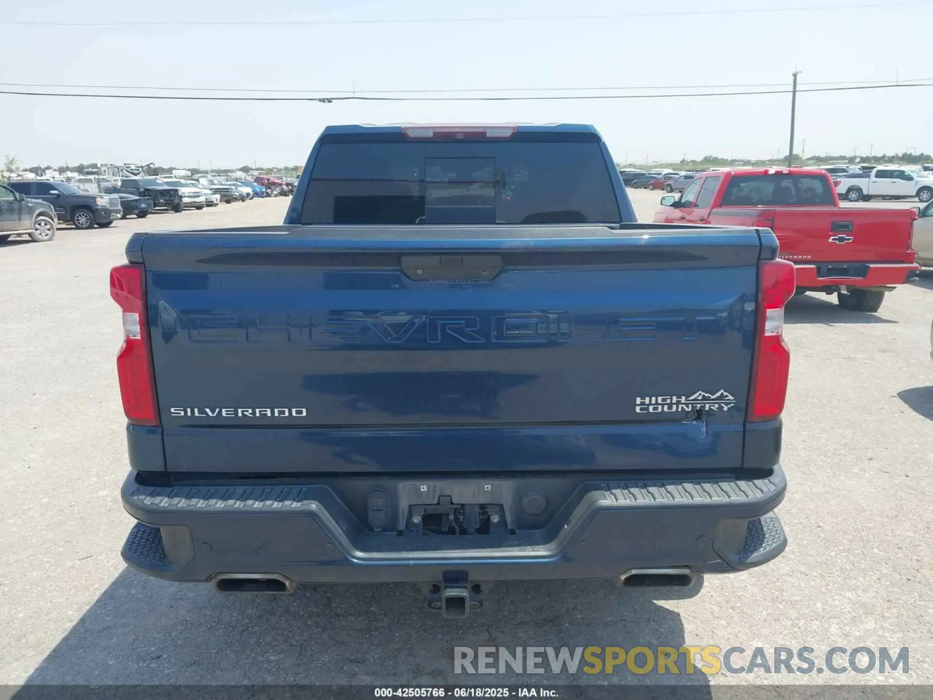 16 fotografías del automóvil dañado 1GCUYHEL8KZ122843 CHEVROLET SILVERADO 1500 2019