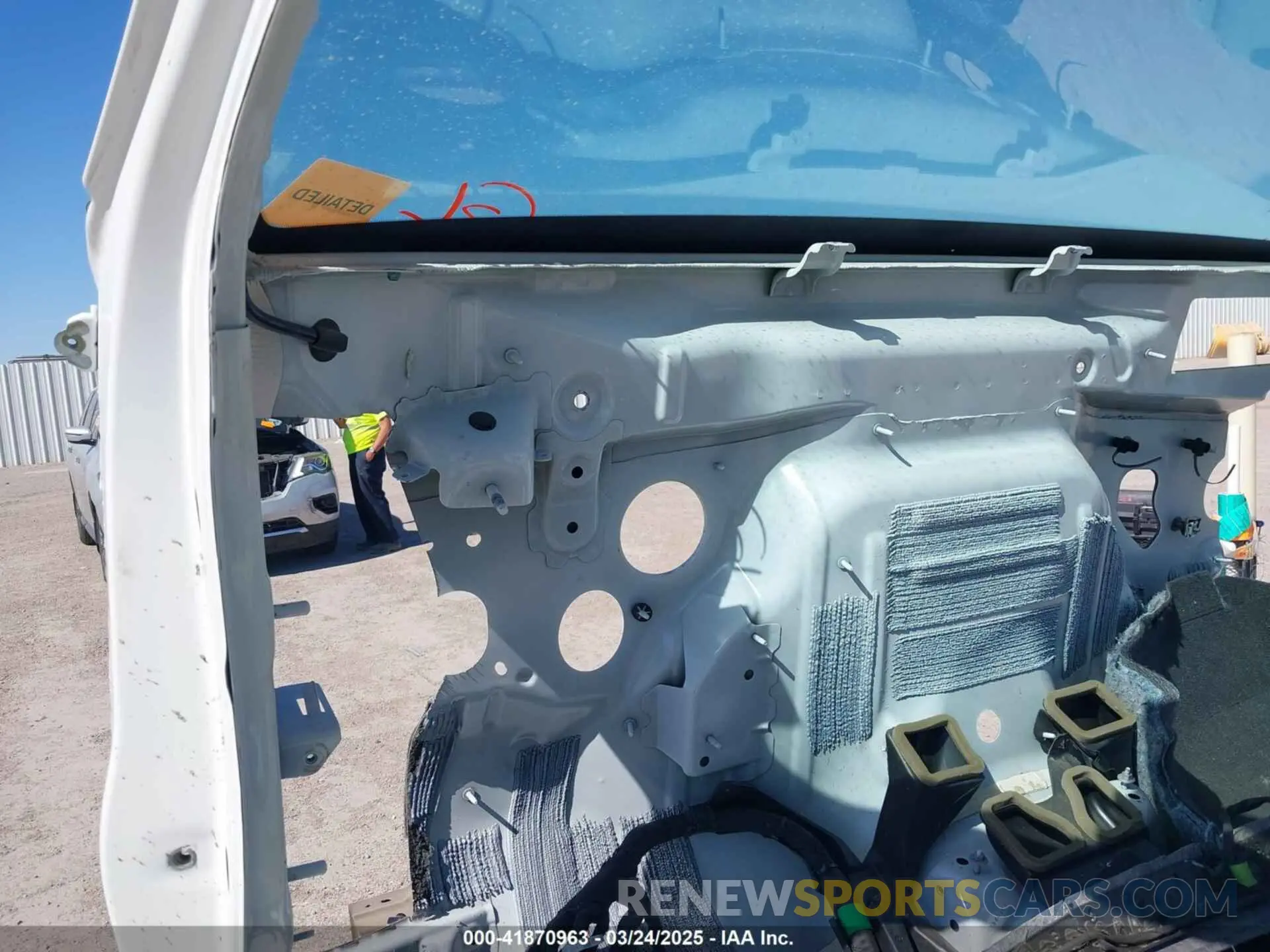 14 fotografías del automóvil dañado 1GCUYHEL9KZ249925 CHEVROLET SILVERADO 1500 2019