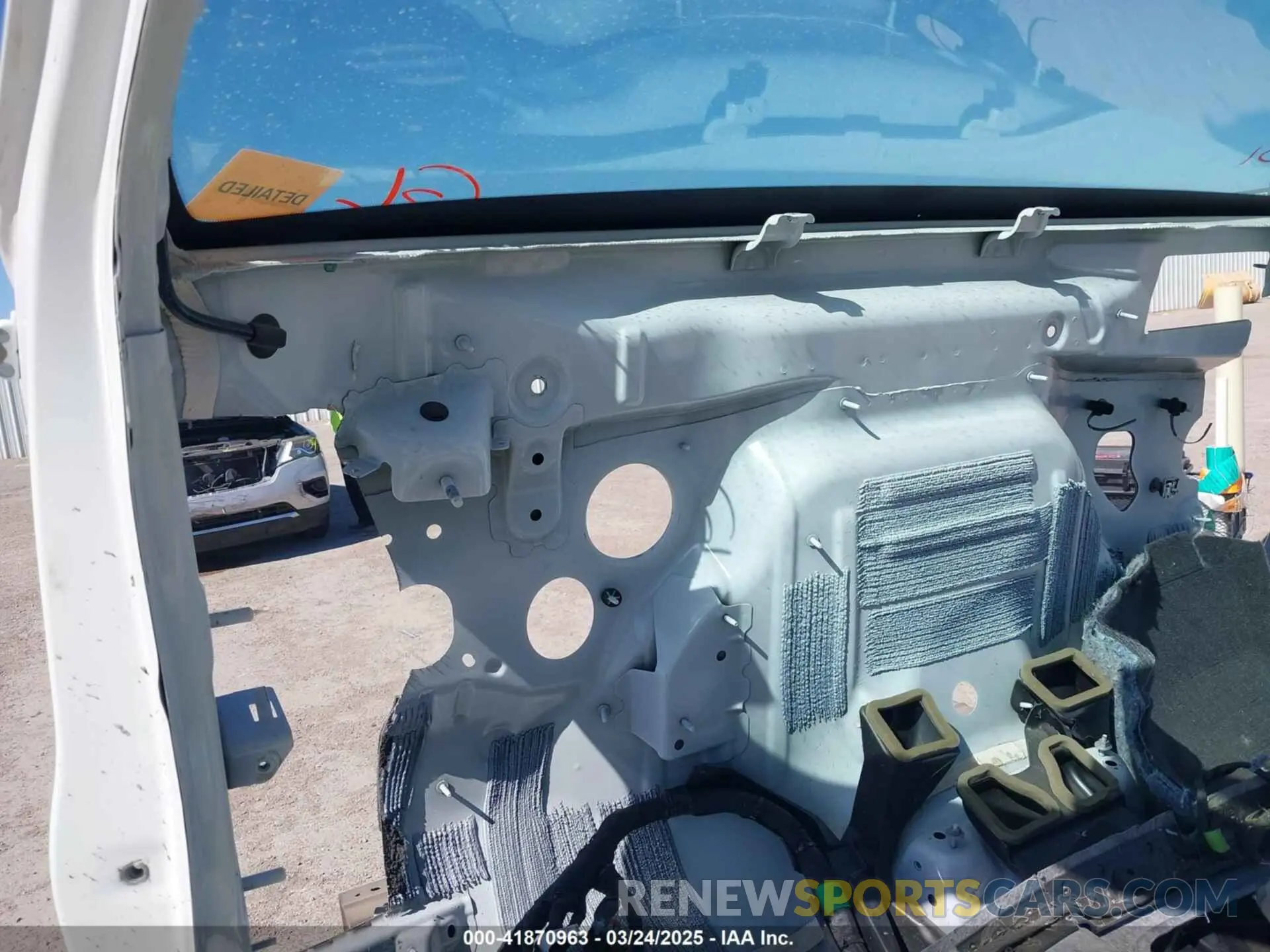 7 fotografías del automóvil dañado 1GCUYHEL9KZ249925 CHEVROLET SILVERADO 1500 2019