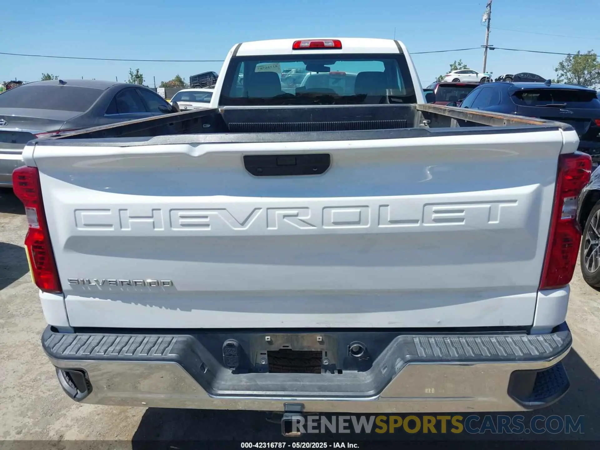 15 fotografías del automóvil dañado 3GCNWAEF1KG284129 CHEVROLET SILVERADO 1500 2019