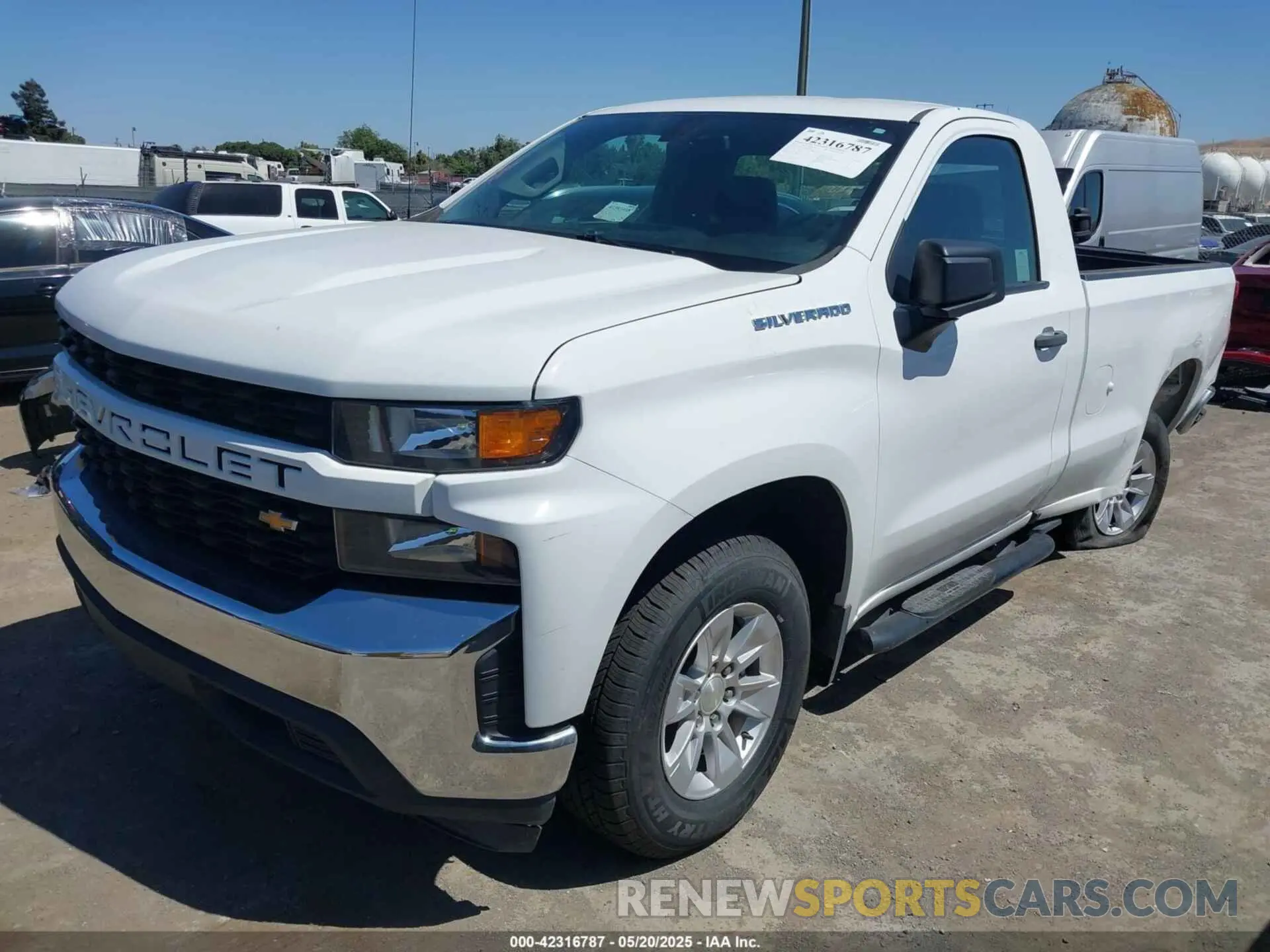 2 fotografías del automóvil dañado 3GCNWAEF1KG284129 CHEVROLET SILVERADO 1500 2019