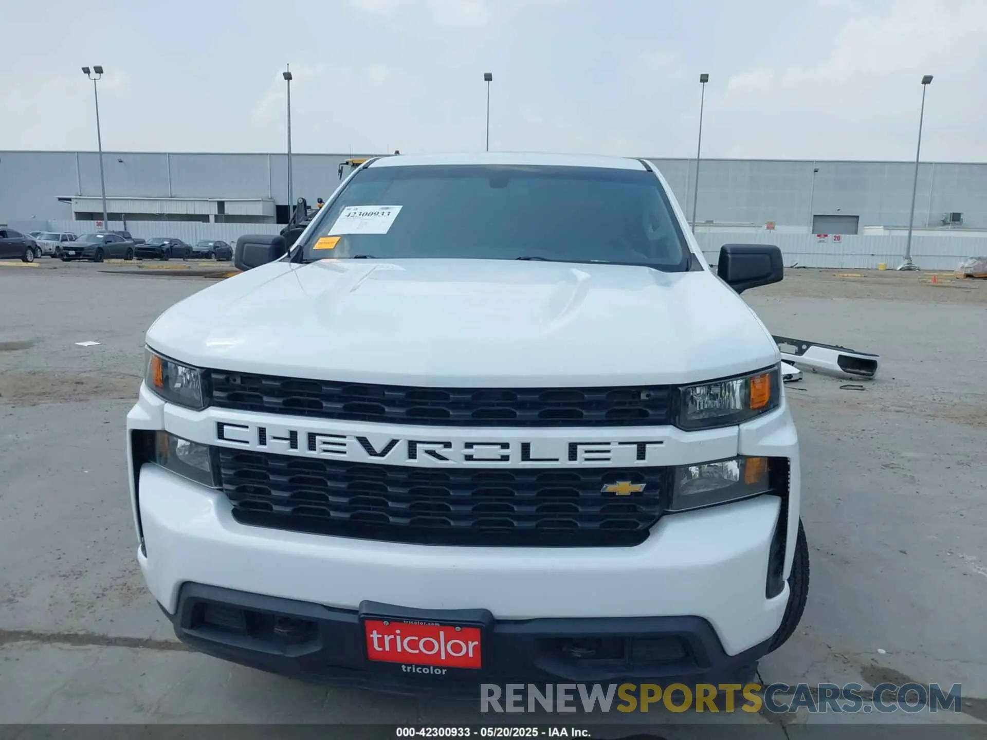 13 fotografías del automóvil dañado 3GCNYAEH2KG172130 CHEVROLET SILVERADO 1500 2019