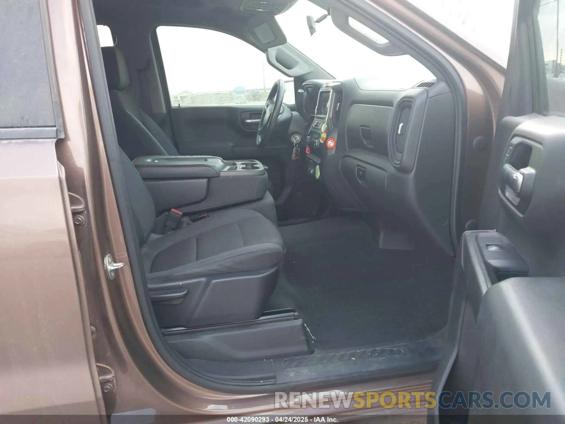 5 fotografías del automóvil dañado 3GCPWBEH3KG230623 CHEVROLET SILVERADO 1500 2019