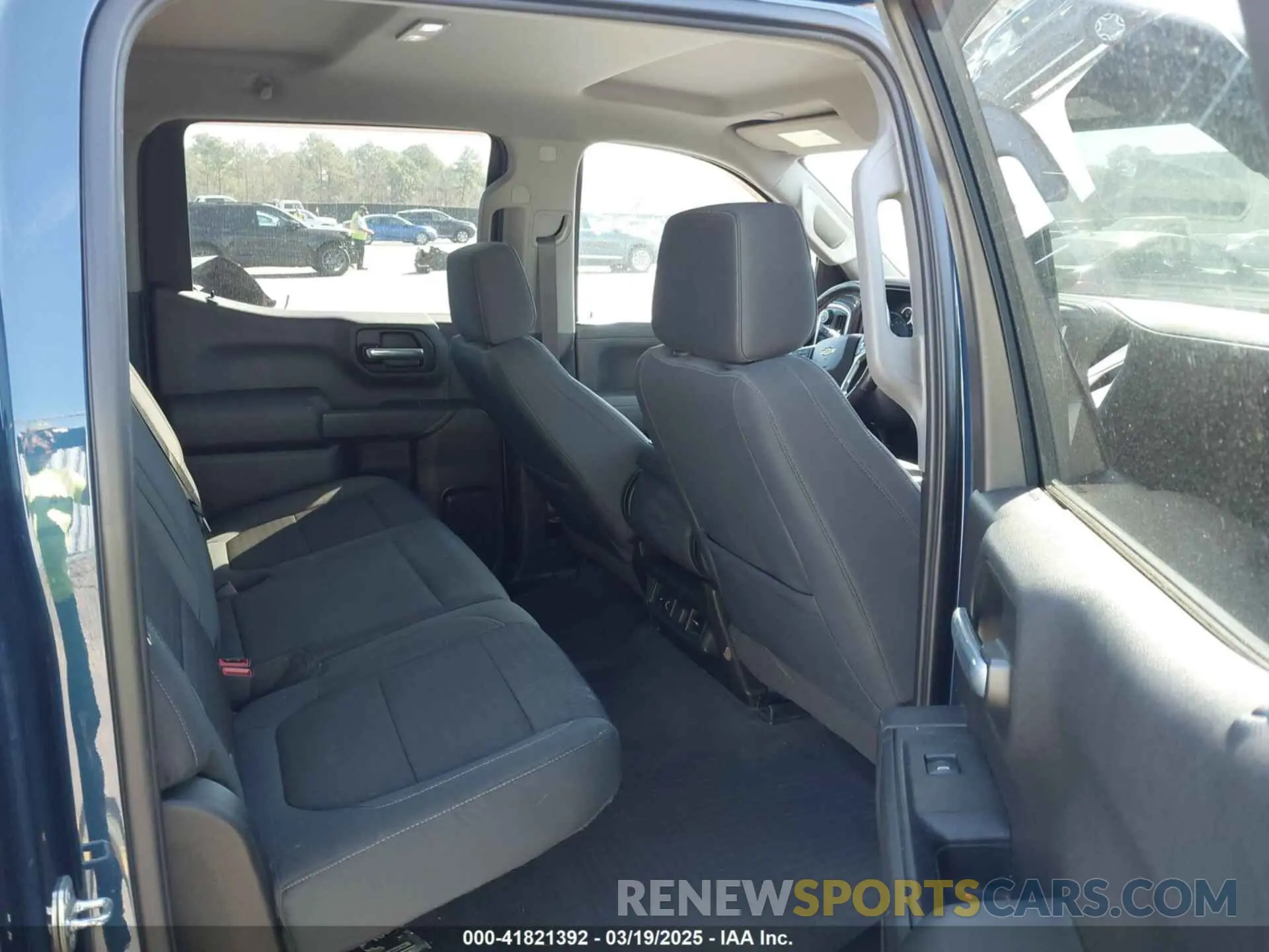 8 fotografías del automóvil dañado 3GCPWCED4KG153778 CHEVROLET SILVERADO 1500 2019