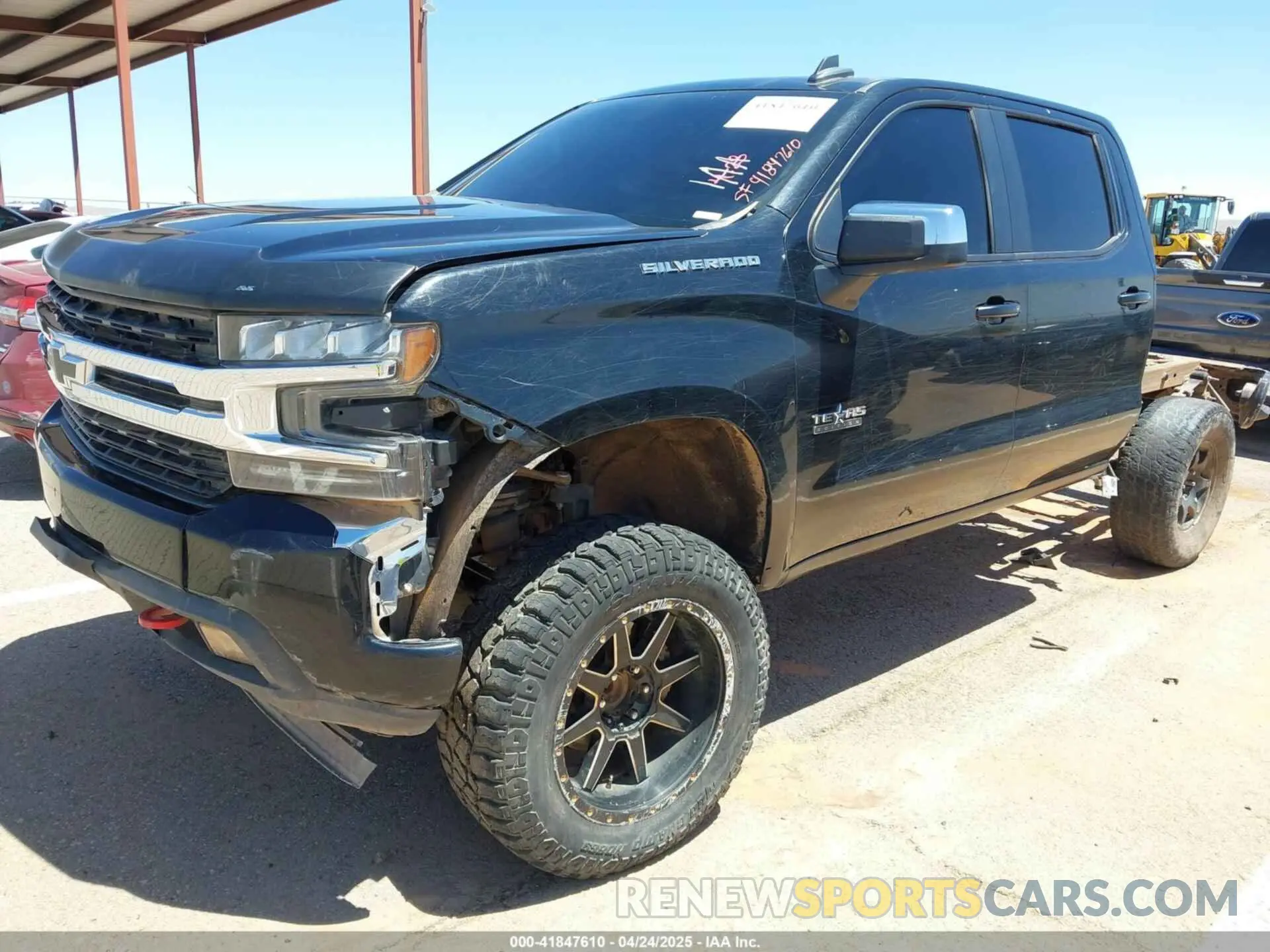 2 fotografías del automóvil dañado 3GCPWCED5KG186496 CHEVROLET SILVERADO 1500 2019