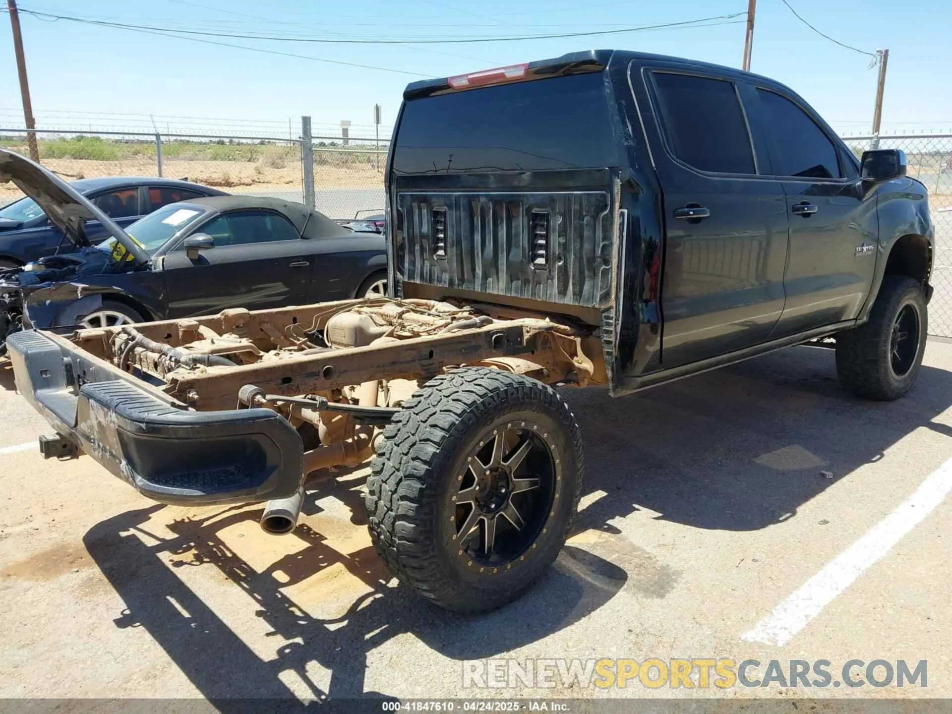 4 fotografías del automóvil dañado 3GCPWCED5KG186496 CHEVROLET SILVERADO 1500 2019