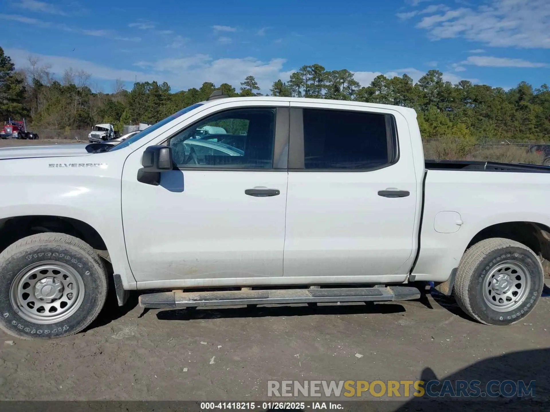 14 fotografías del automóvil dañado 3GCPYAEH4KG157833 CHEVROLET SILVERADO 1500 2019