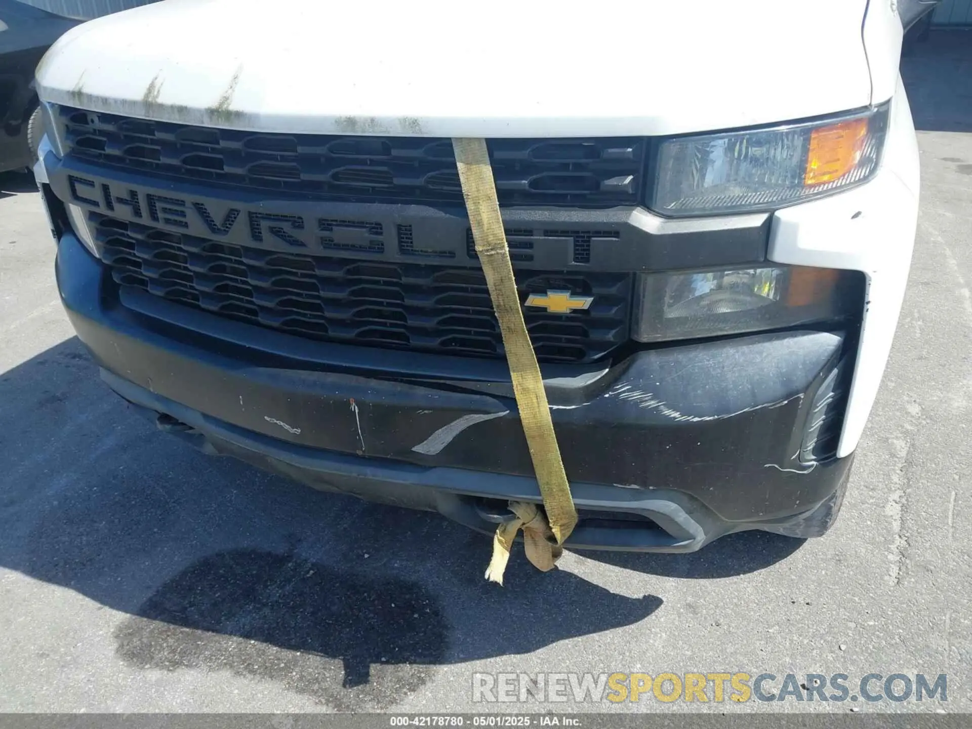 17 fotografías del automóvil dañado 3GCPYAEH8KG129727 CHEVROLET SILVERADO 1500 2019