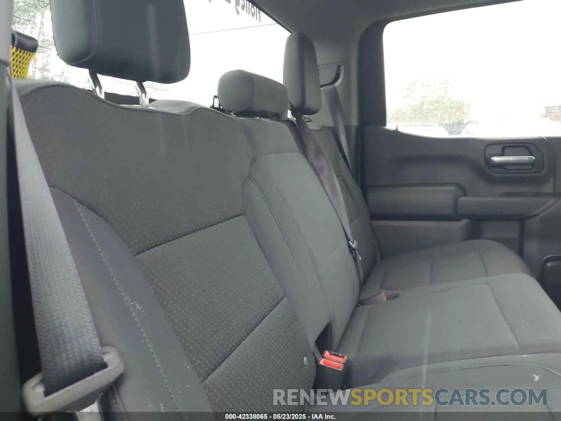 8 fotografías del automóvil dañado 3GCPYCEF9KG311673 CHEVROLET SILVERADO 1500 2019