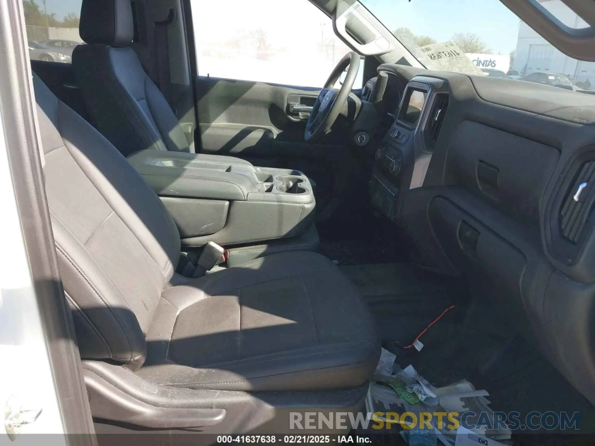5 fotografías del automóvil dañado 3GCUYAEF6KG271771 CHEVROLET SILVERADO 1500 2019