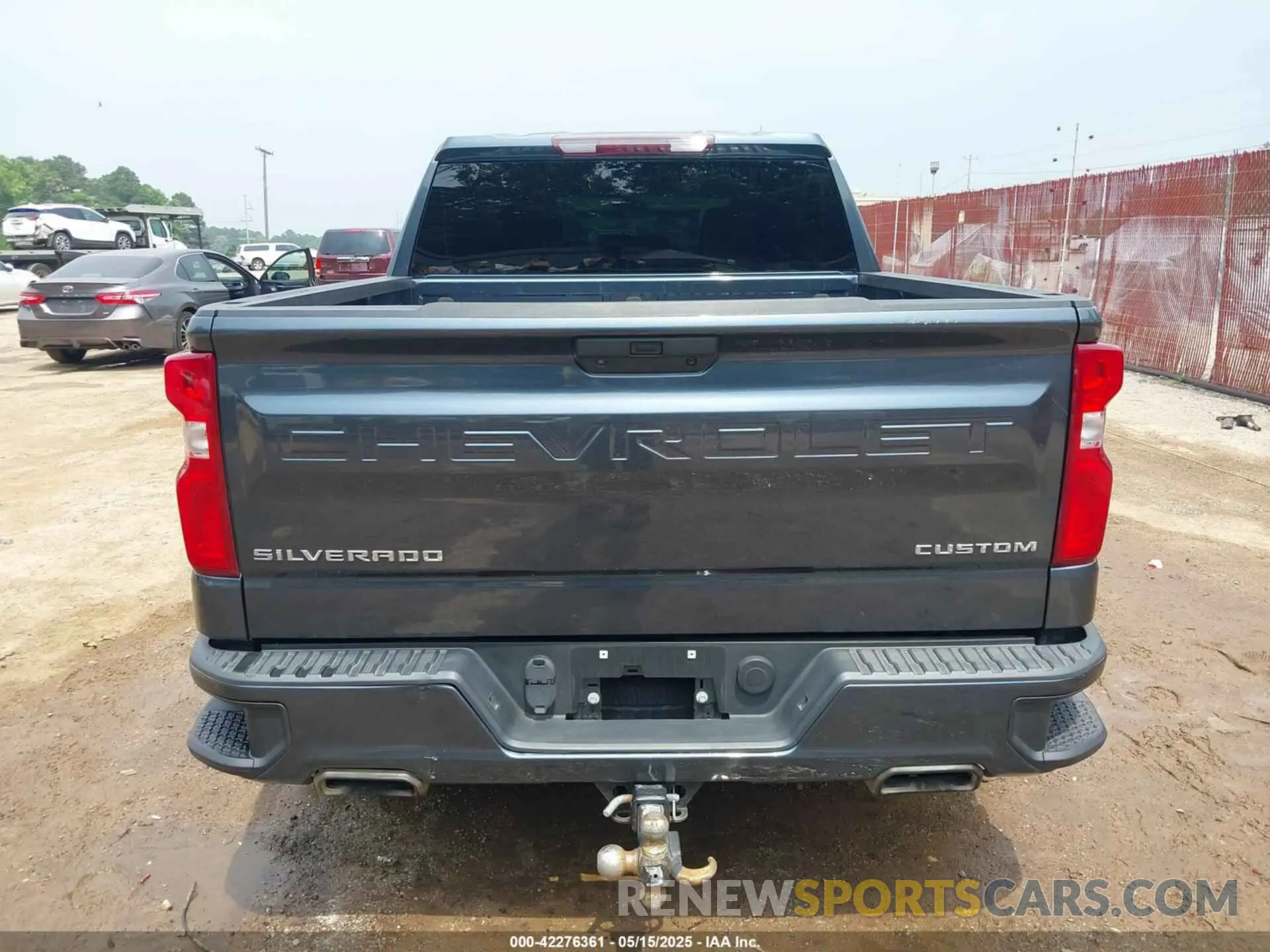 16 fotografías del automóvil dañado 3GCUYBEF0KG154211 CHEVROLET SILVERADO 1500 2019