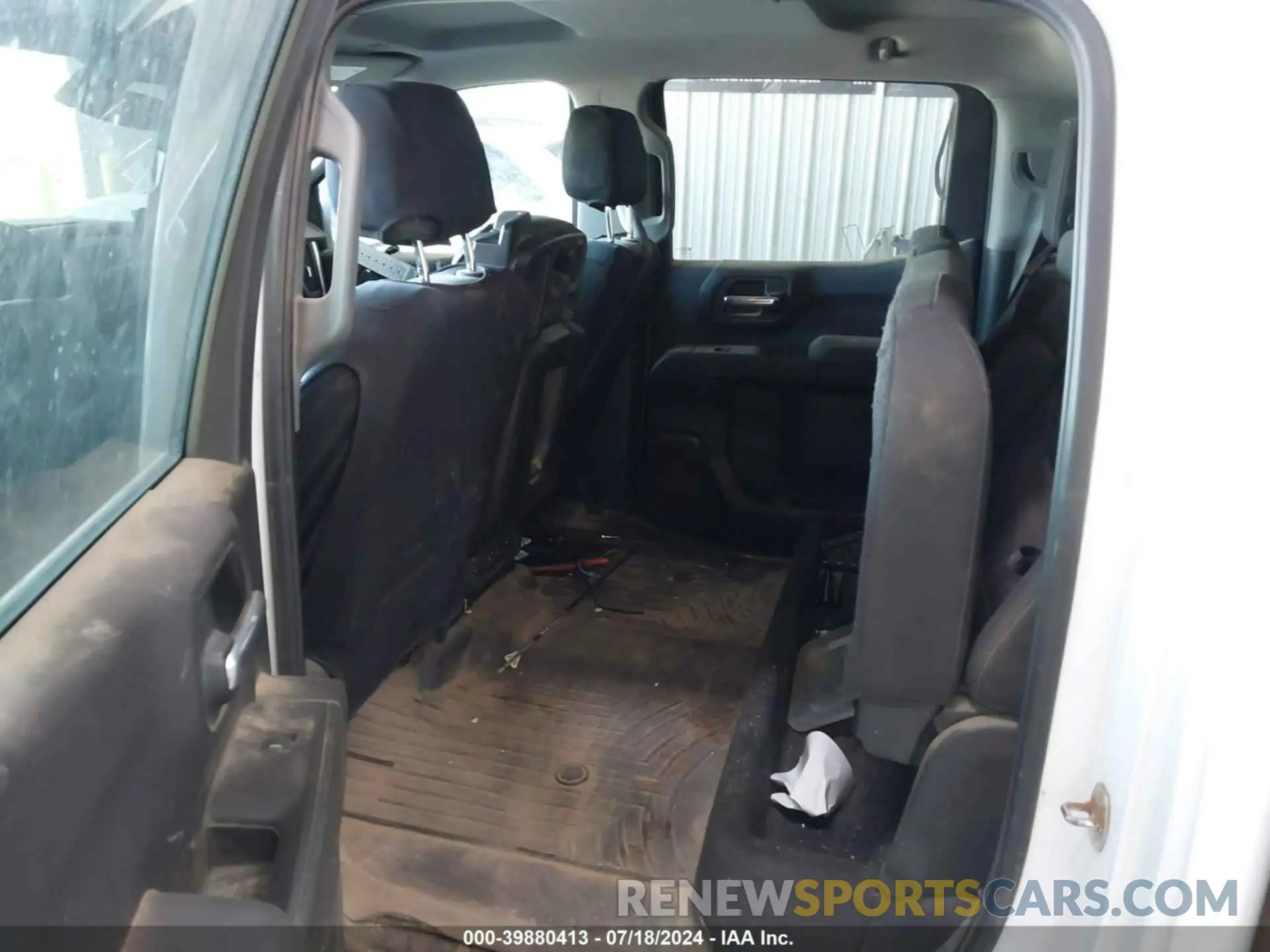 8 fotografías del automóvil dañado 3GCUYDED1KG120689 CHEVROLET SILVERADO 1500 2019