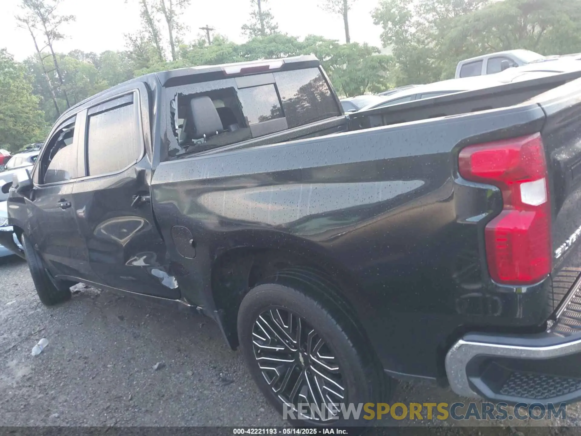 13 fotografías del automóvil dañado 3GCUYDED2KG145942 CHEVROLET SILVERADO 1500 2019